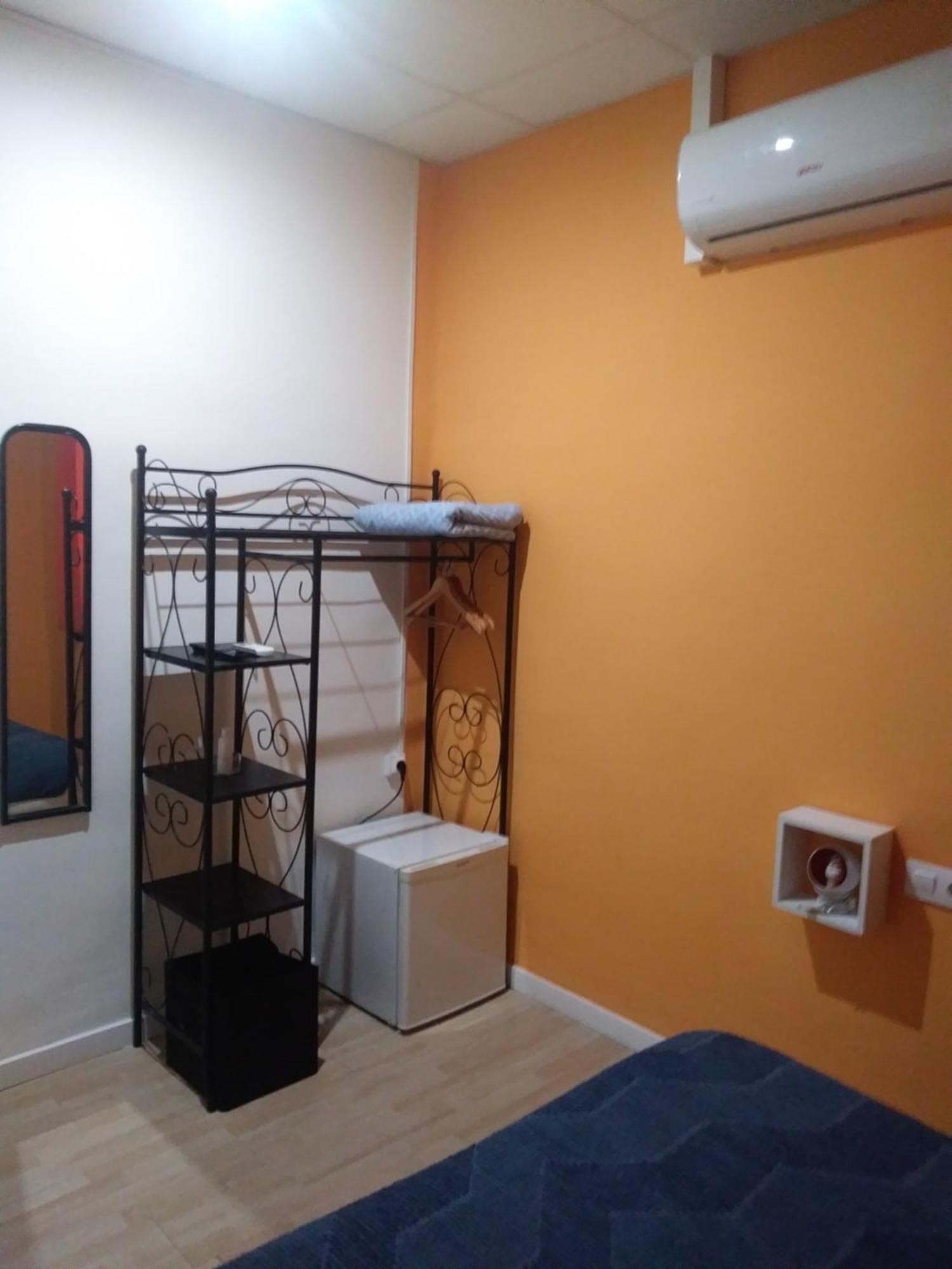 Single Room Private Bathroom