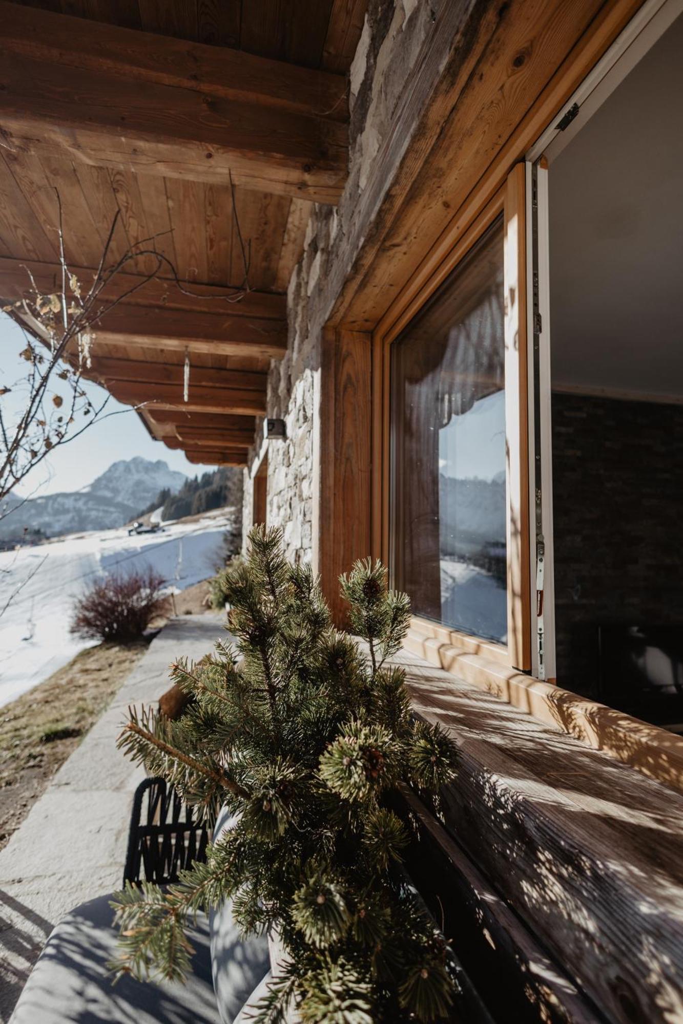 Triple Room Bathroom
