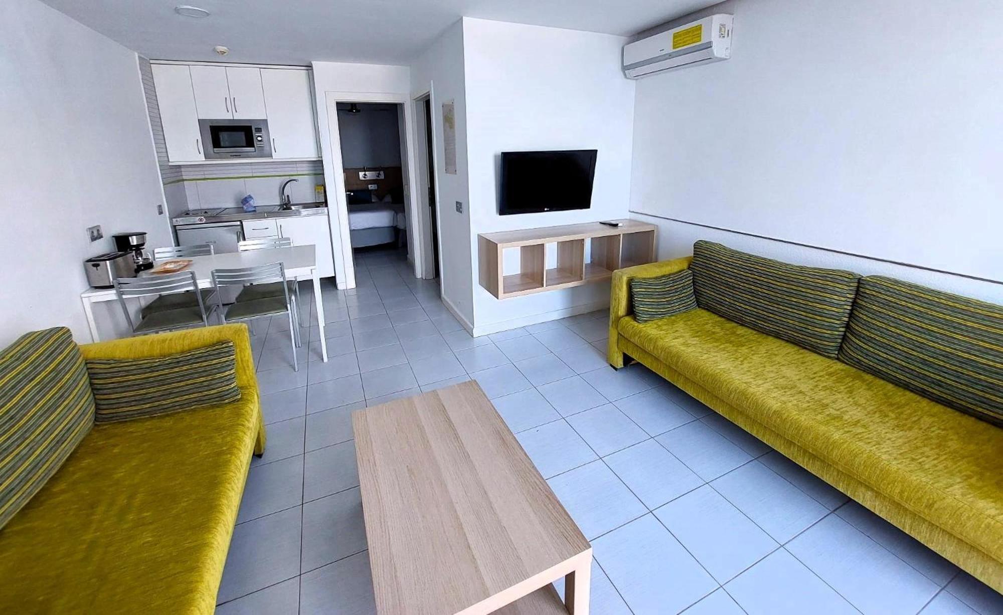 Classic Appartement met 1 Slaapkamer, Balkon en Airconditioning - Uitzicht op Zee