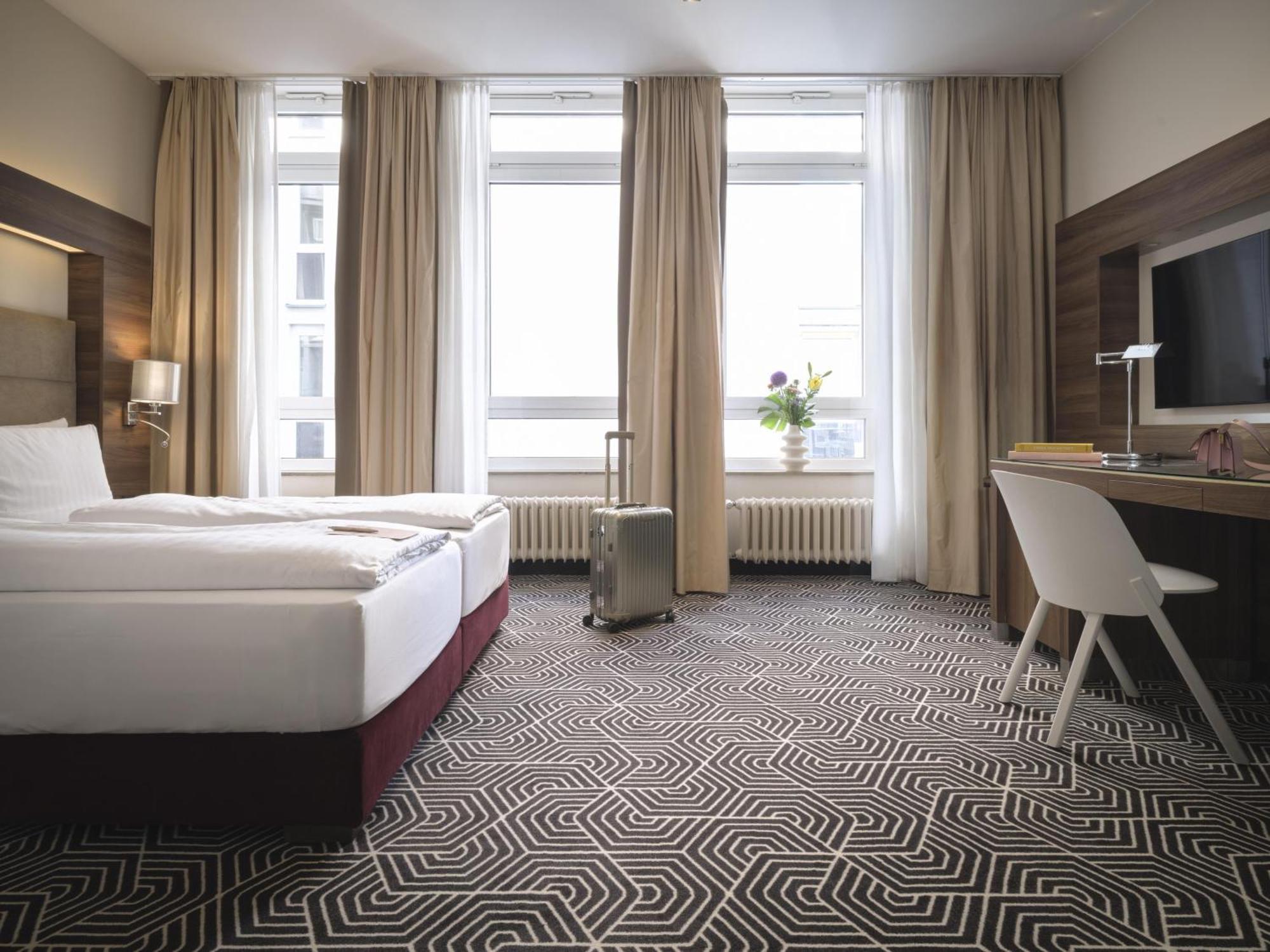 Superior Plus Twin Room