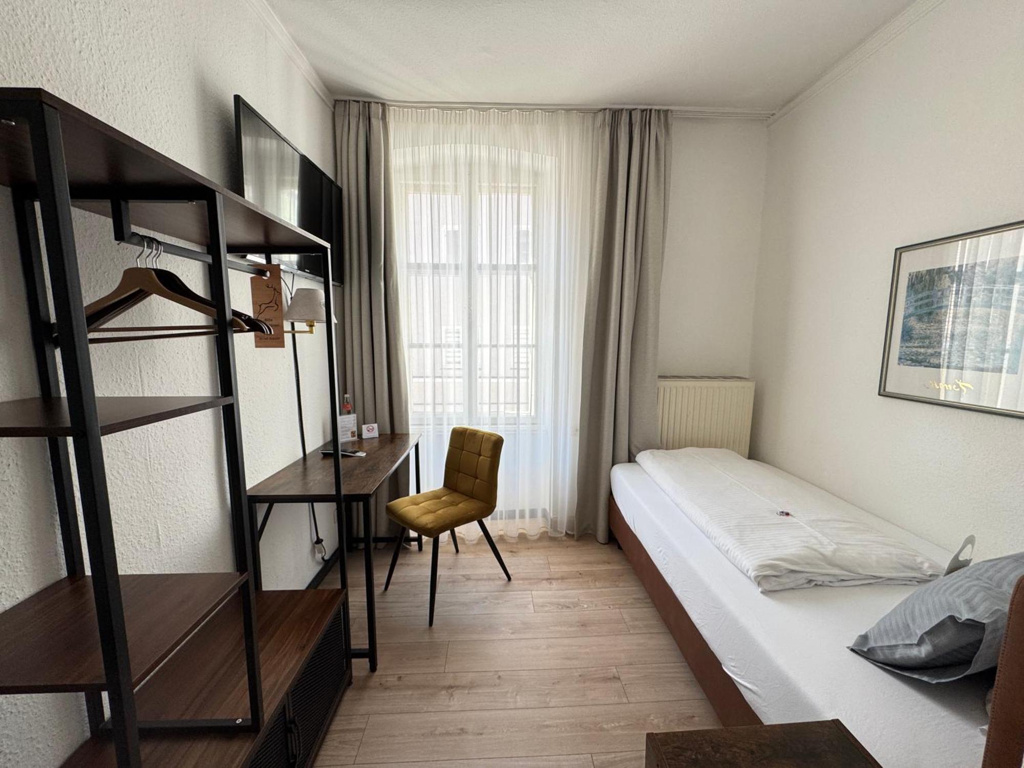 Small Single Room