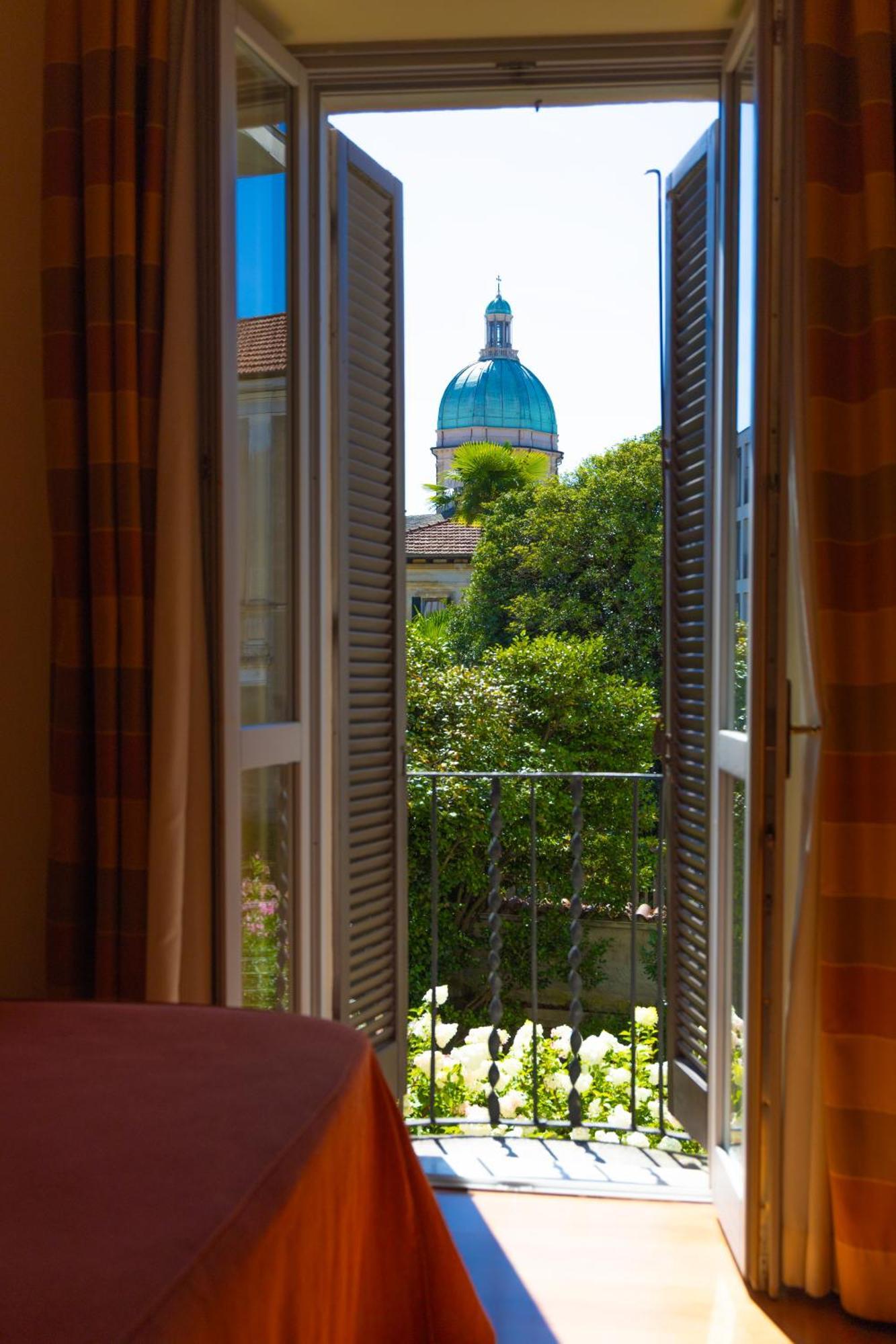Classic Double or Twin Room Garden View