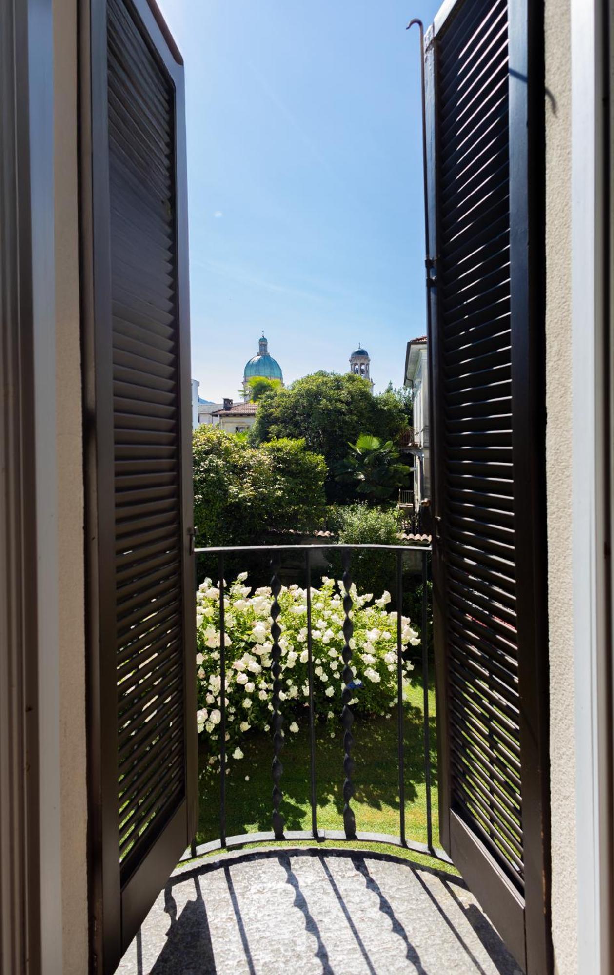 Classic Double or Twin Room Garden View