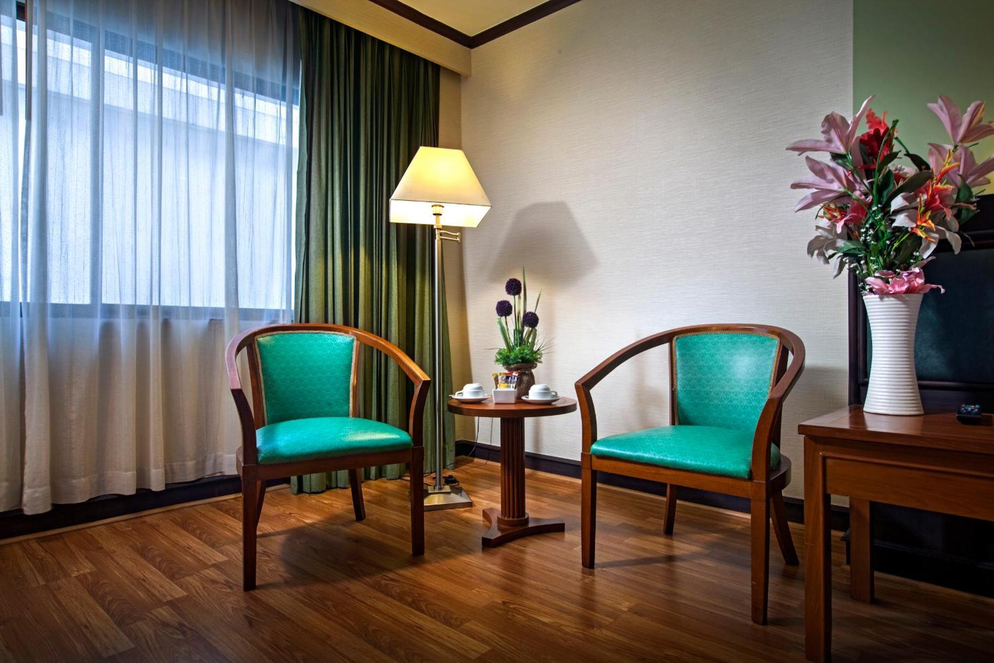 Deluxe Premium King Room