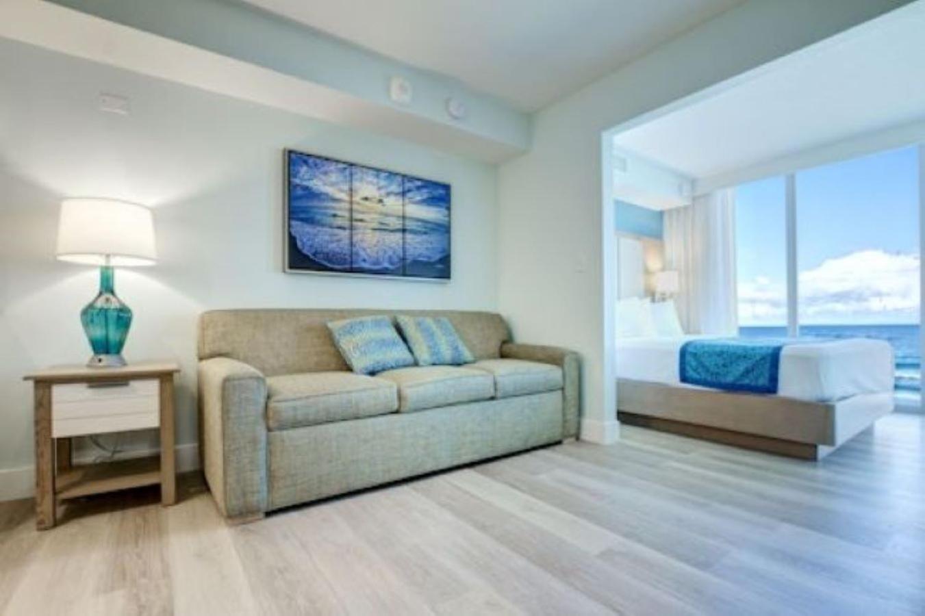 Queen Bed Studio Sofa Bed Ocean Front,1691996244:JPEG