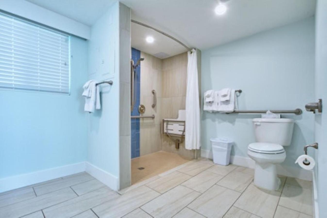 Accessible Ocean Front 2 Bedroom