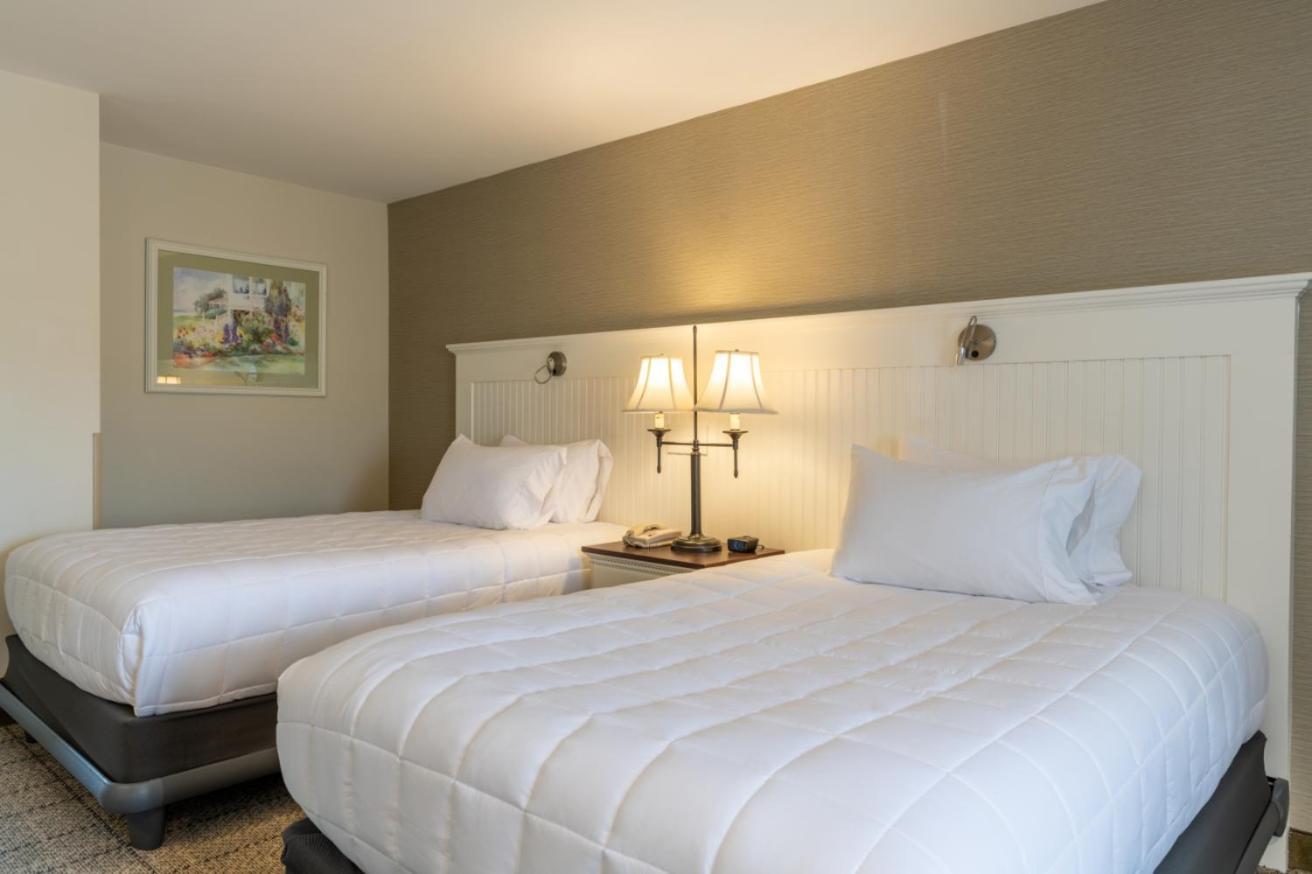 Room Two Double Beds Limited Ocean View 1st Floor