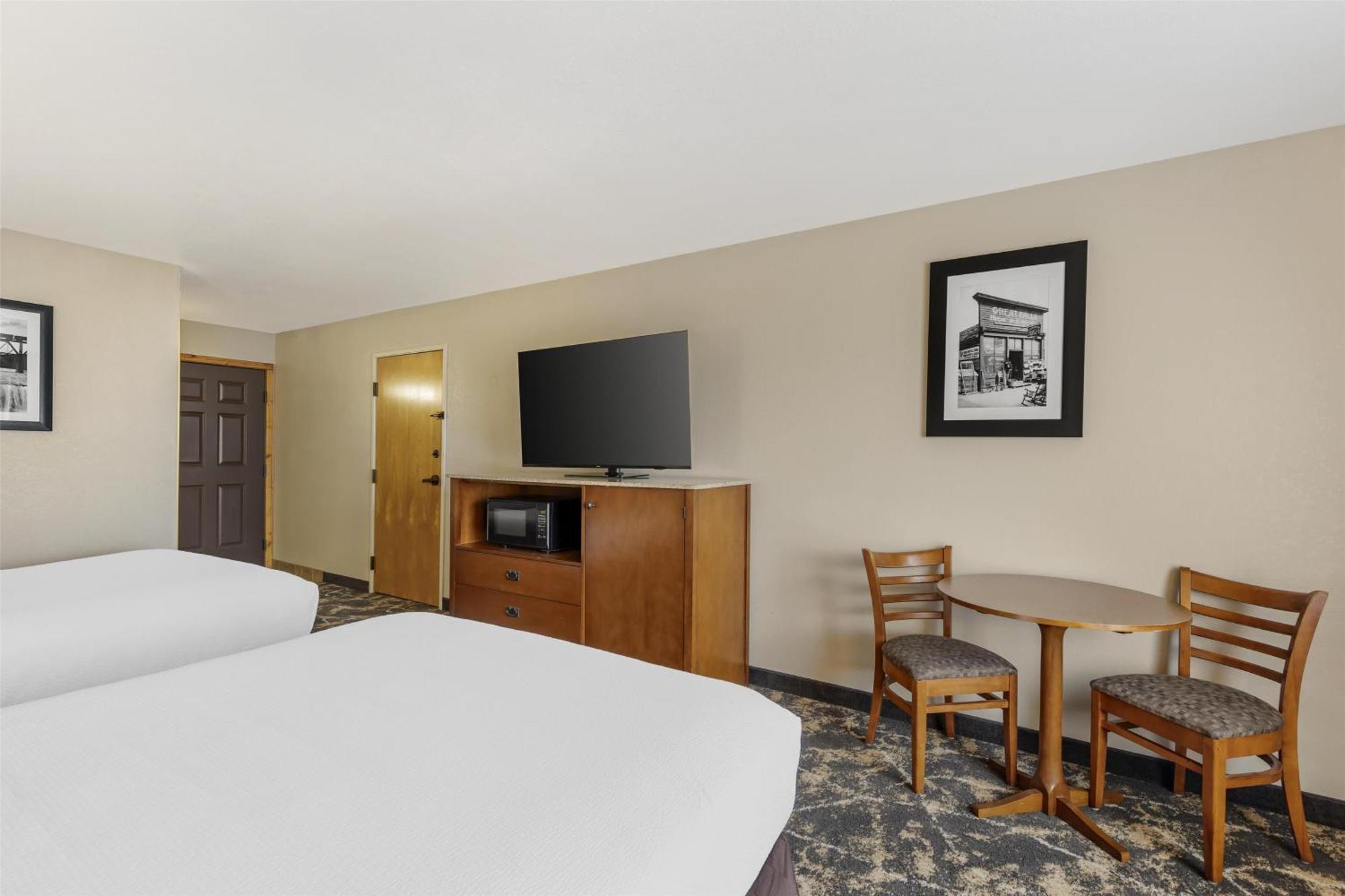 Queen Room Two Queen Beds