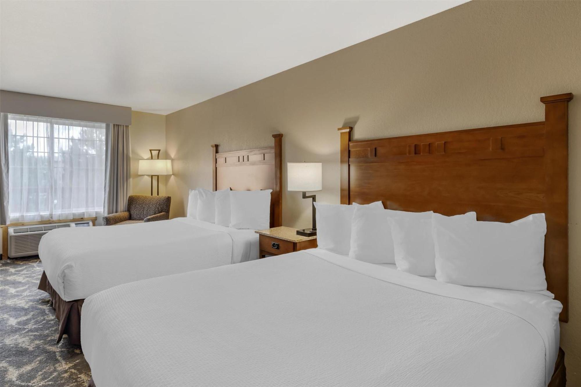 Queen Room Two Queen Beds