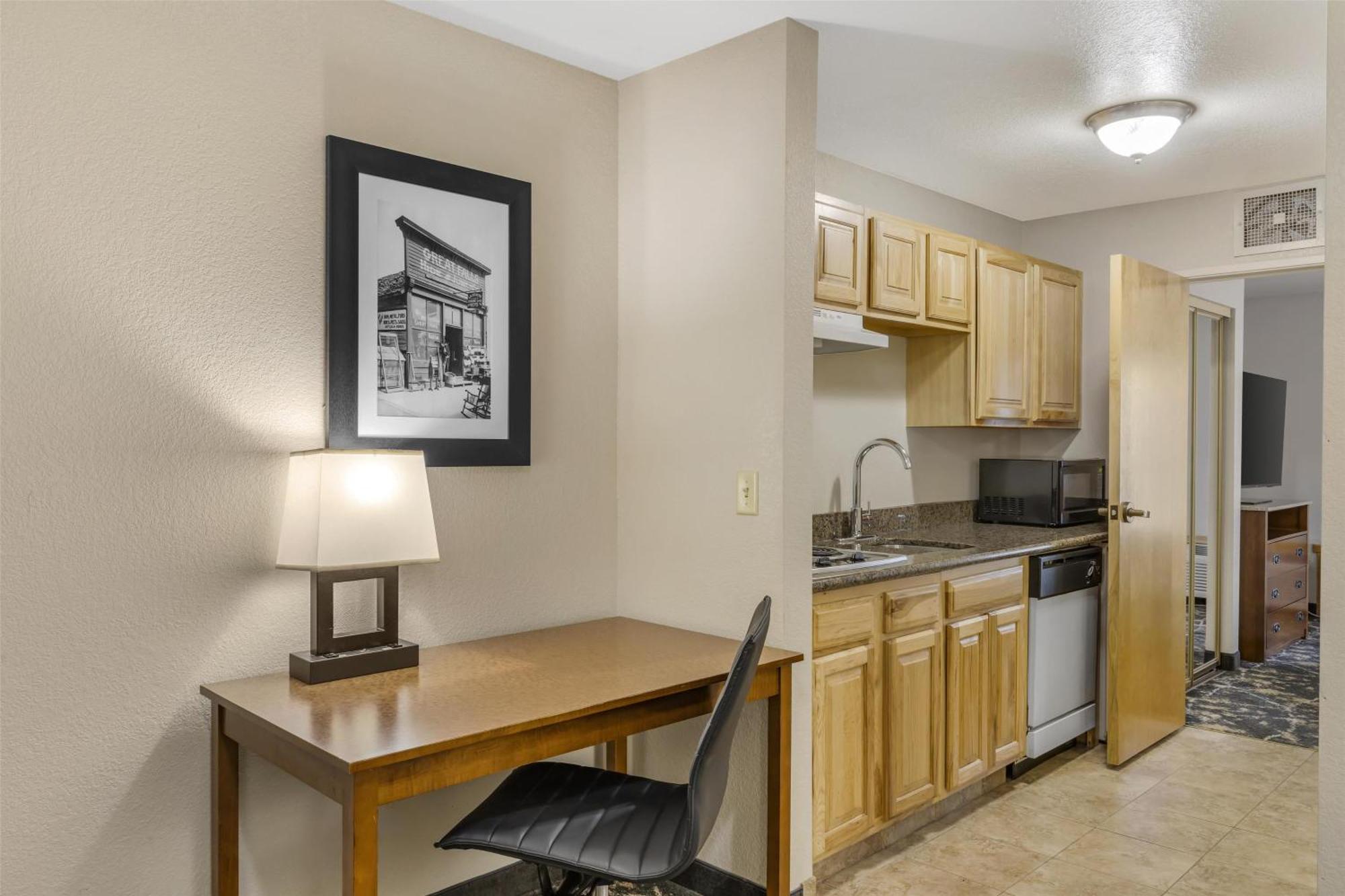 Superior King Suite