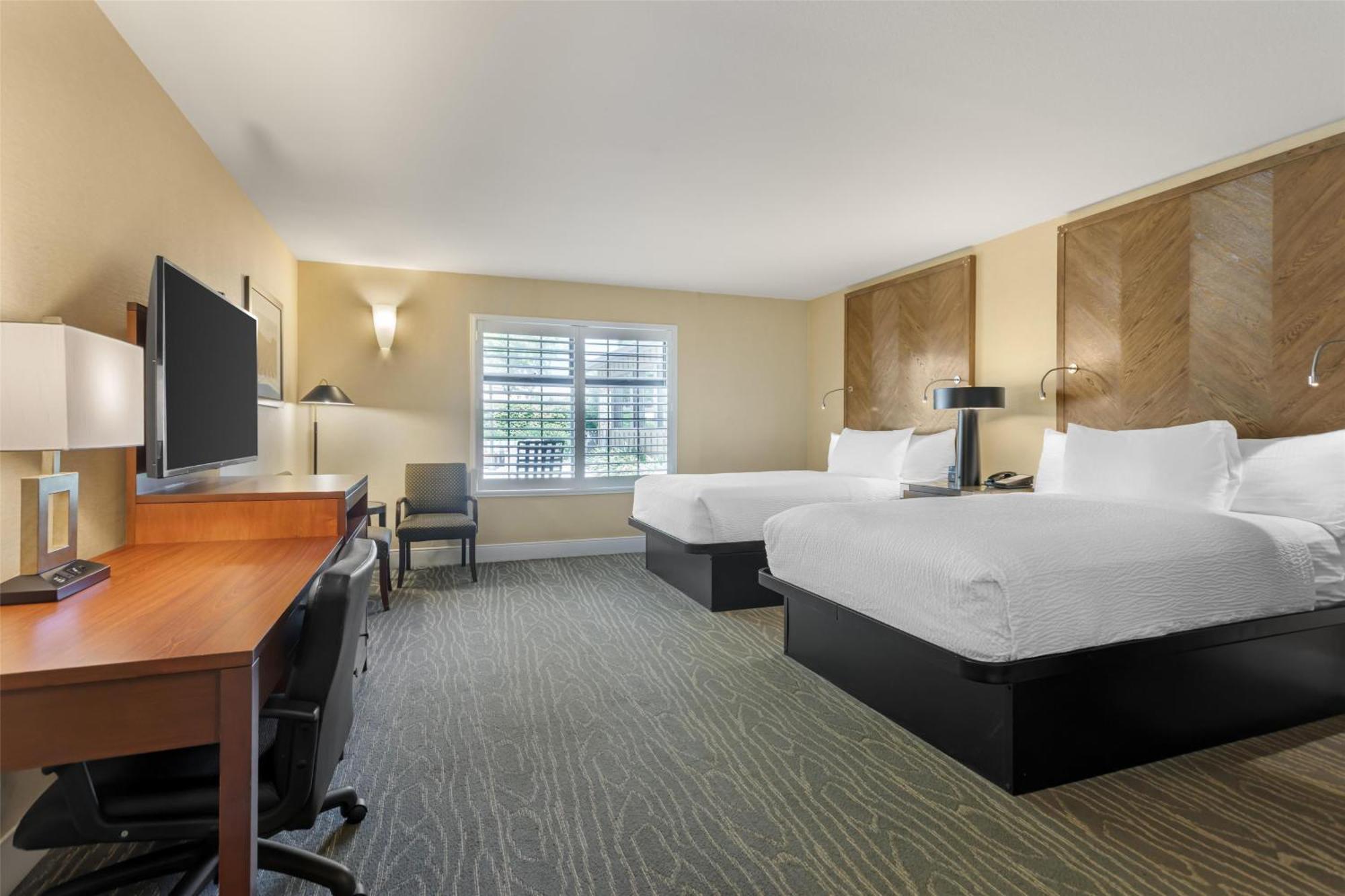 Double Room Two Double Beds Non-Smoking