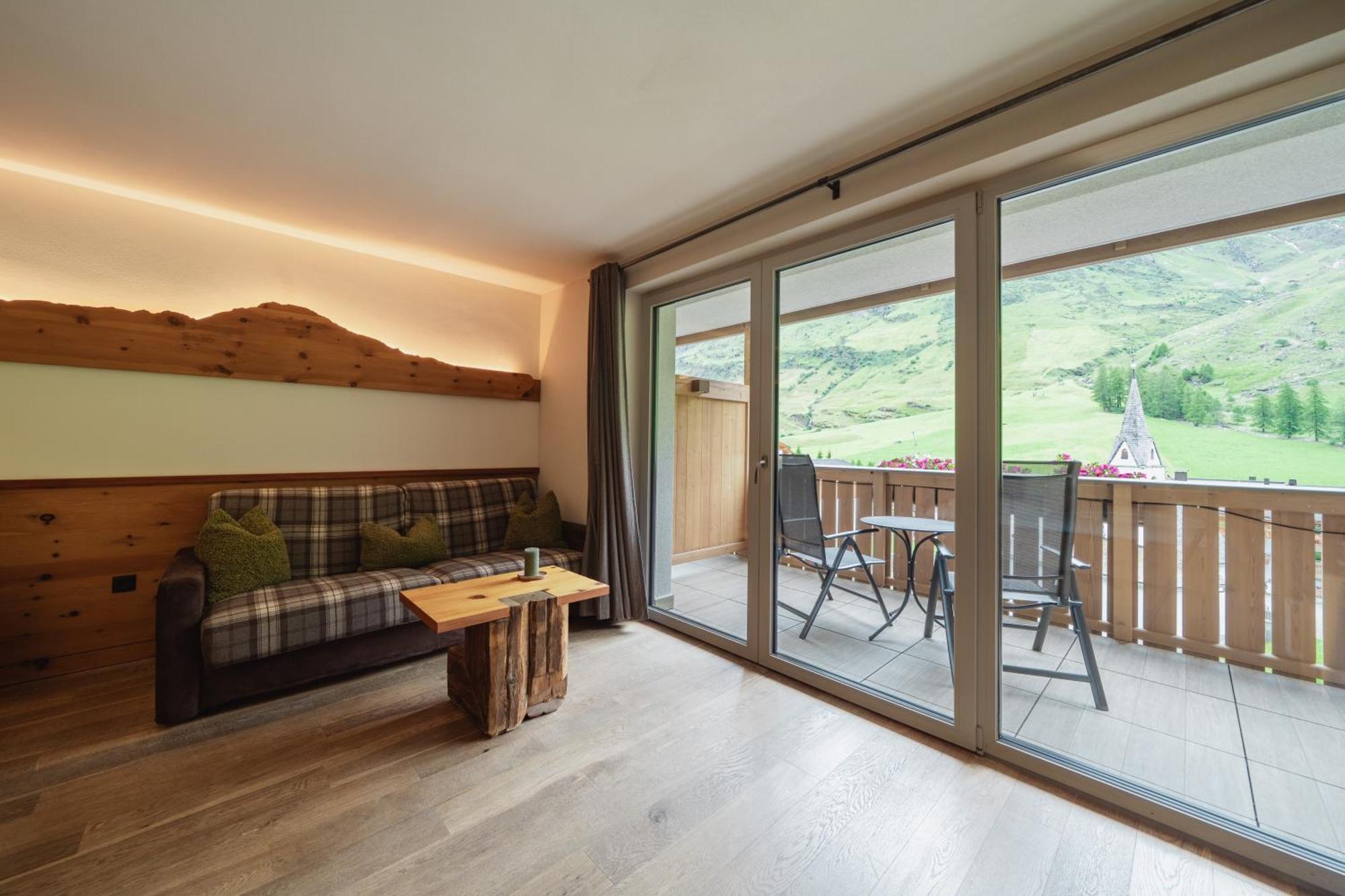 Deluxe Double Room Balcony