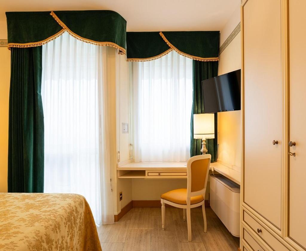 Superior Double or Twin Room Pool View