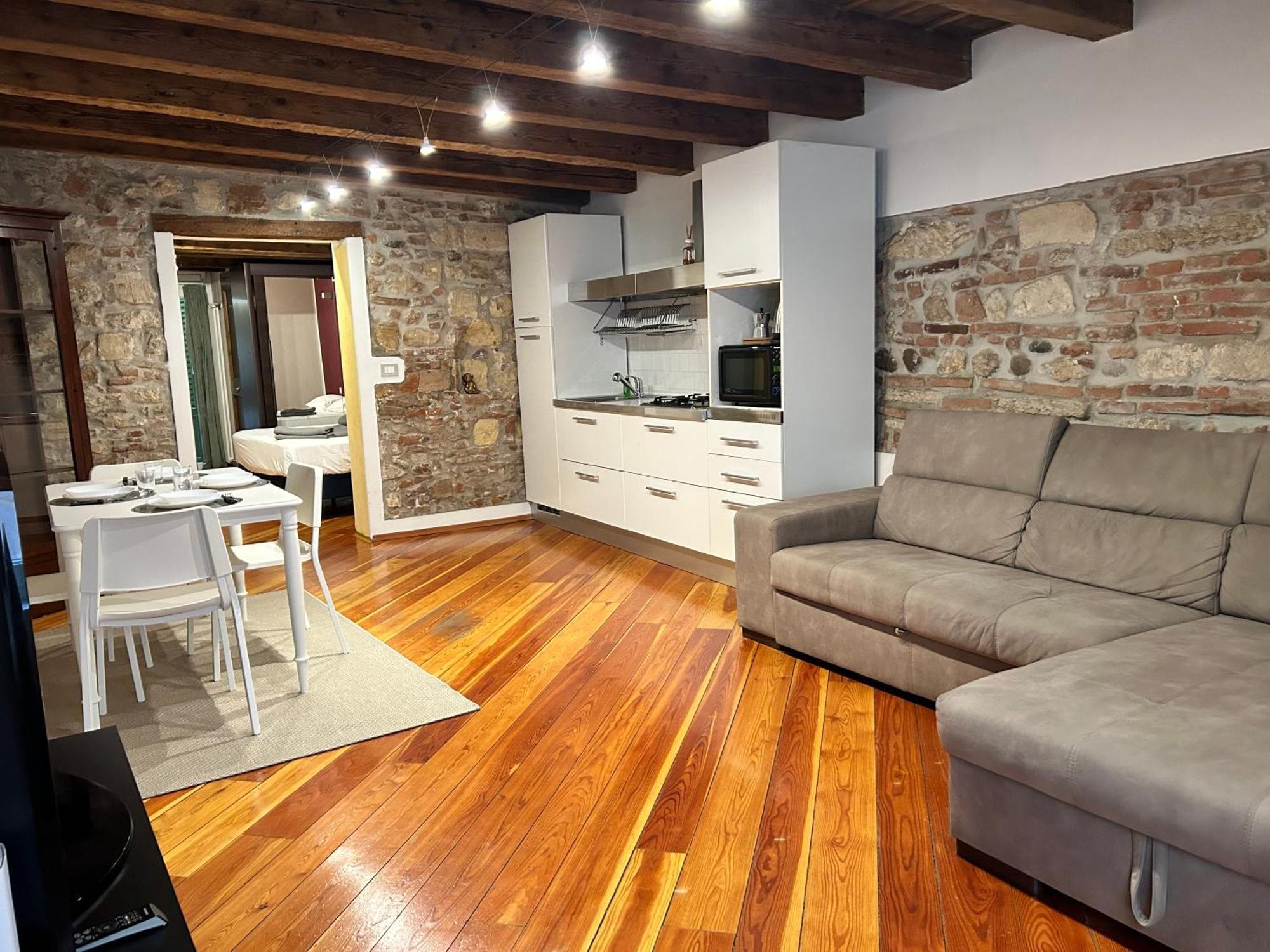 One-Bedroom Apartment Annex