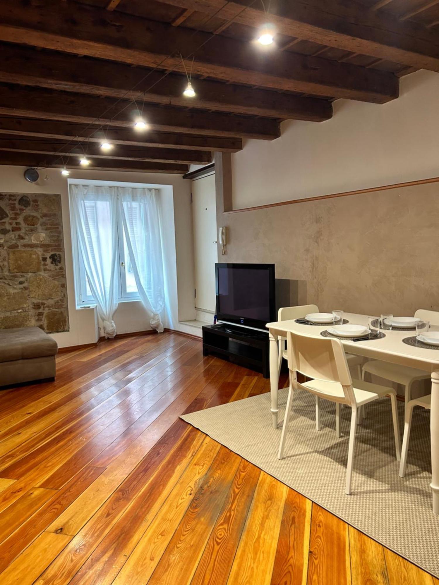 One-Bedroom Apartment Annex