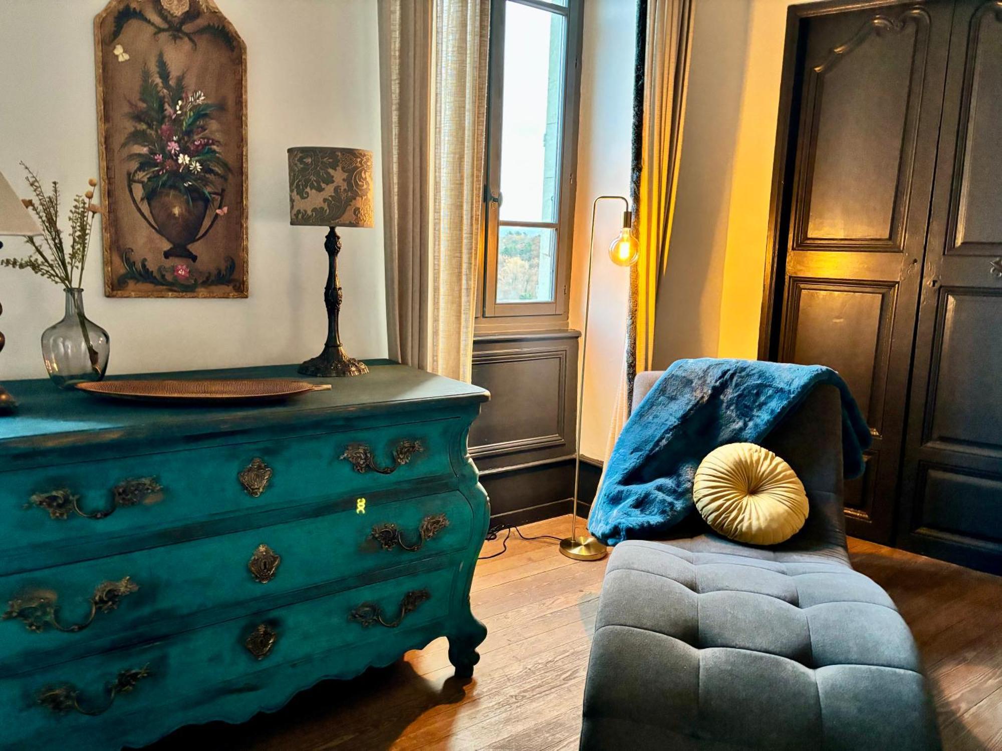 Double Room Mountain View