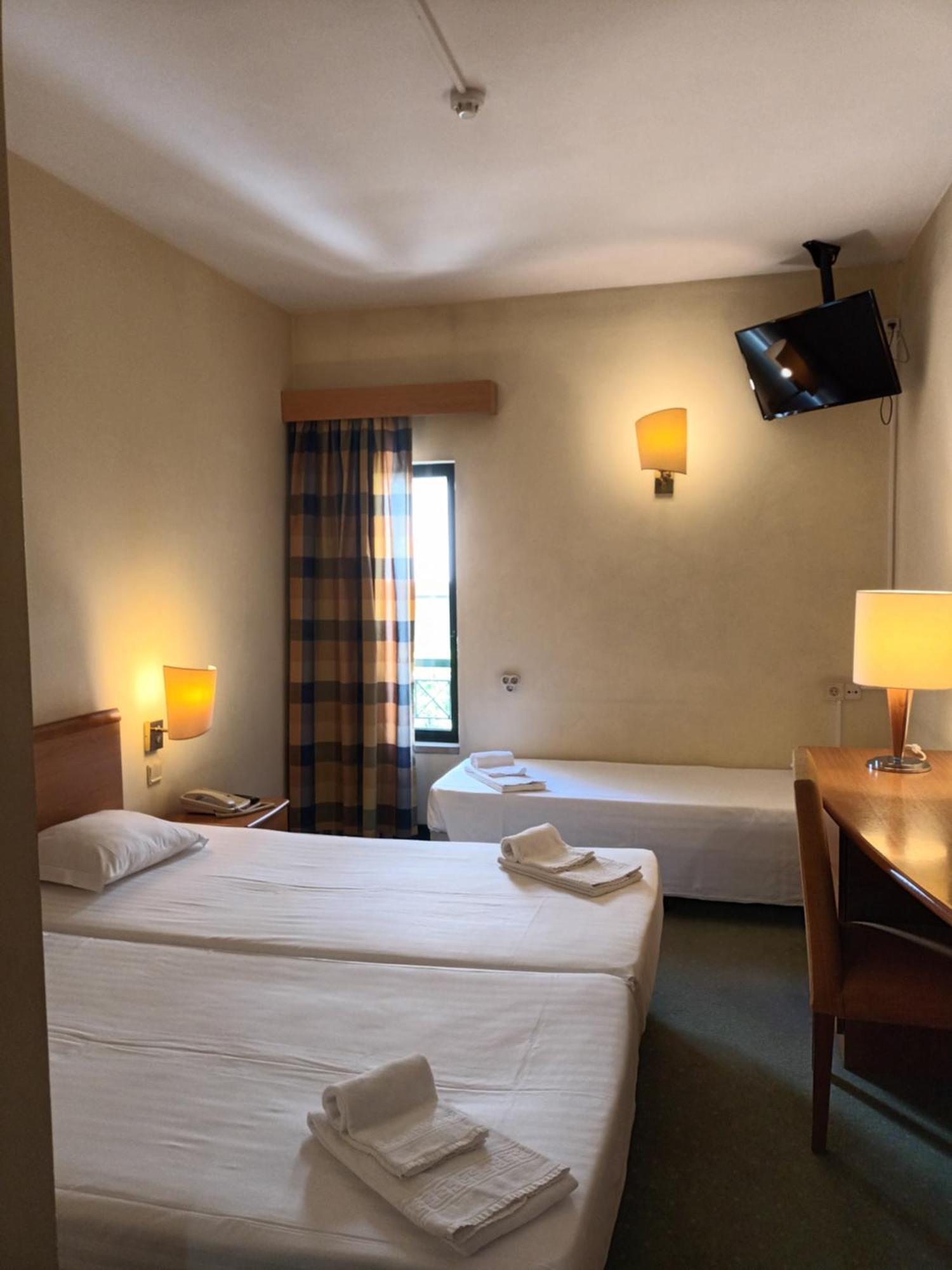 Twin Room Extra Bed