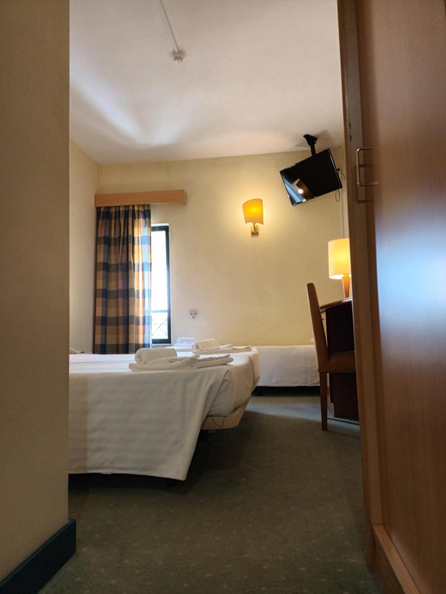 Twin Room Extra Bed