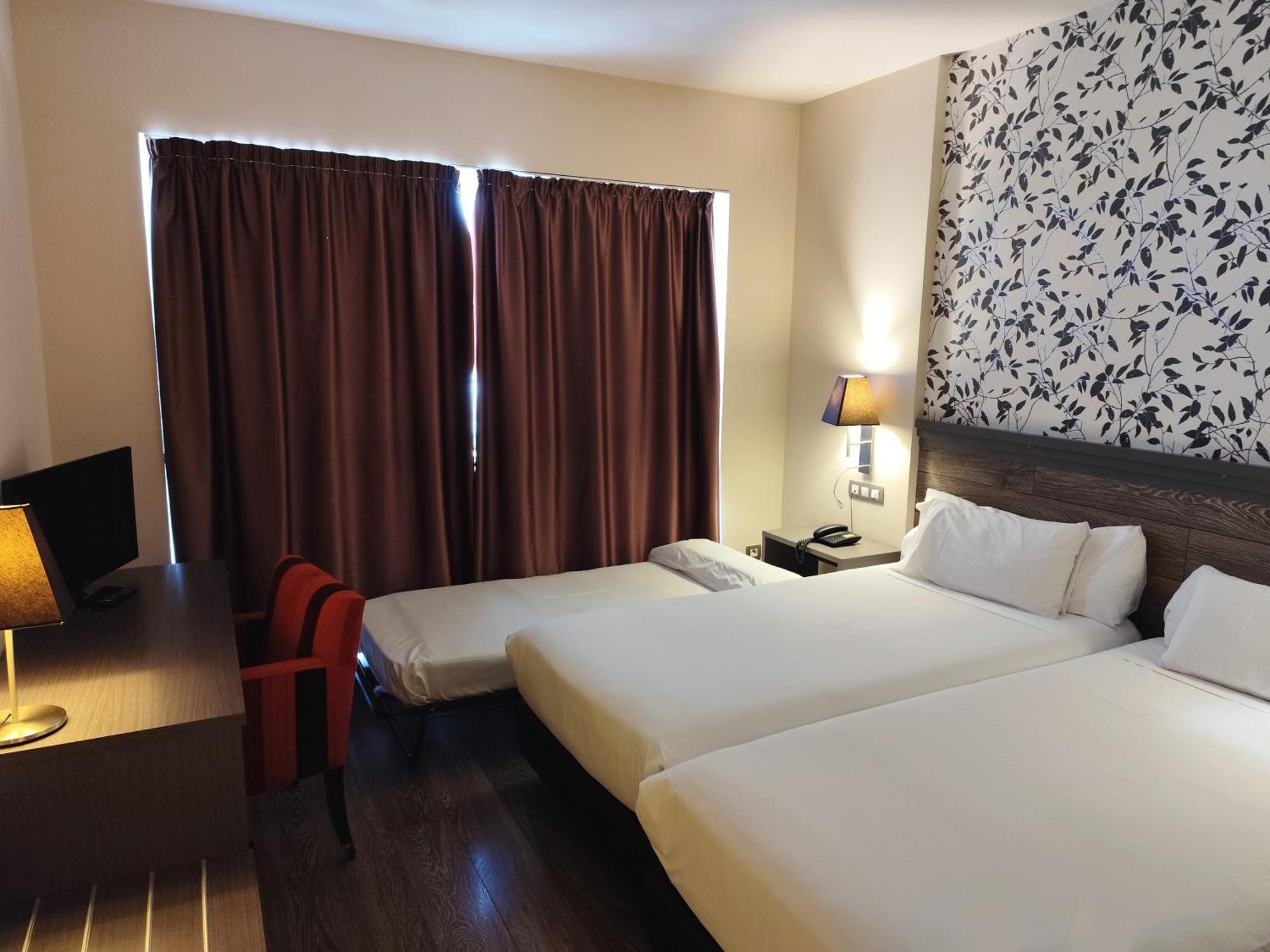 Double or Twin Room Extra Bed