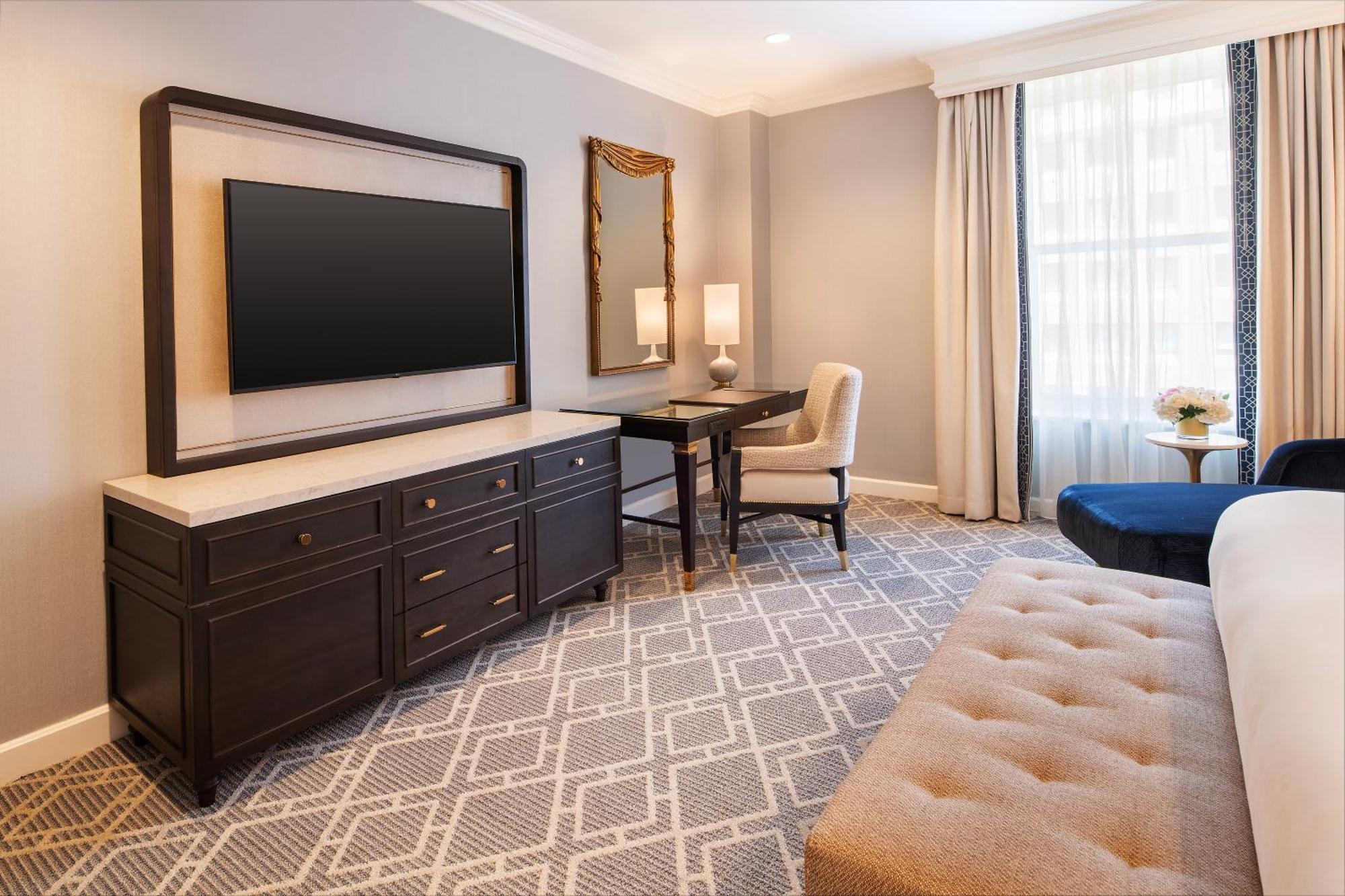 Premium King Room