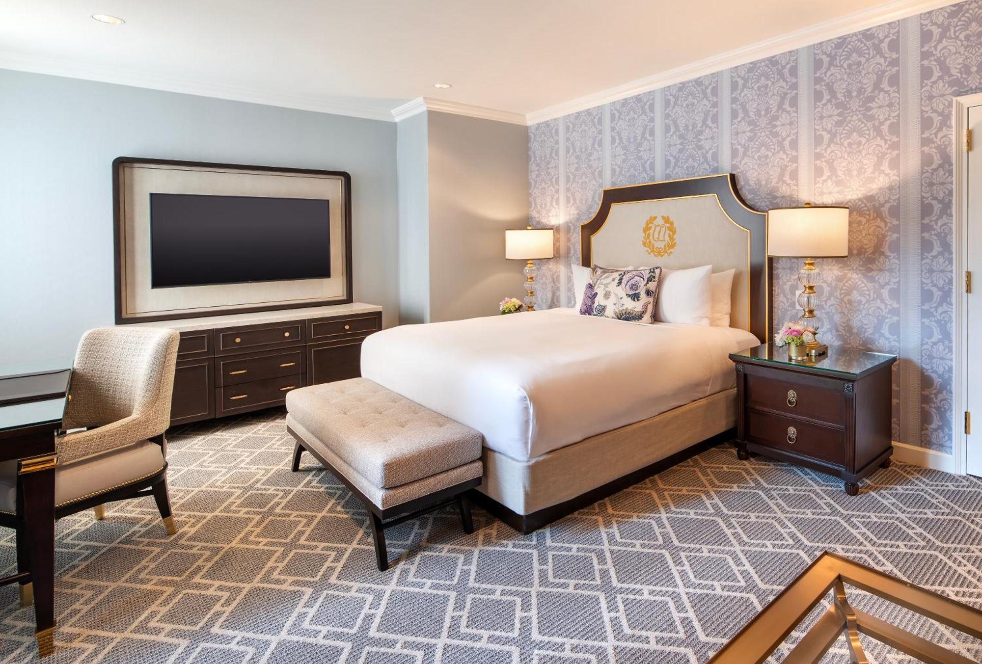 Junior King Suite