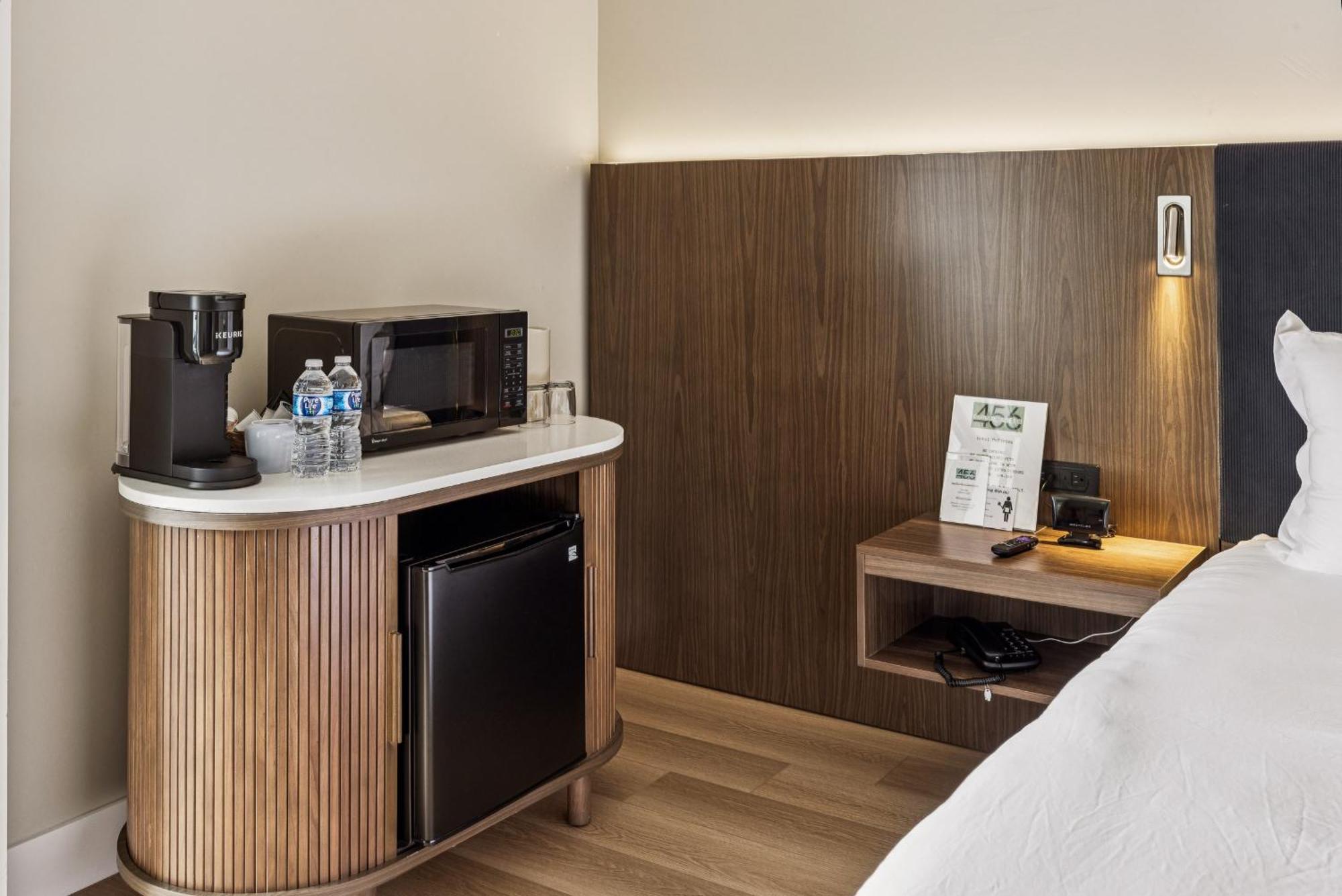 Premium King Room