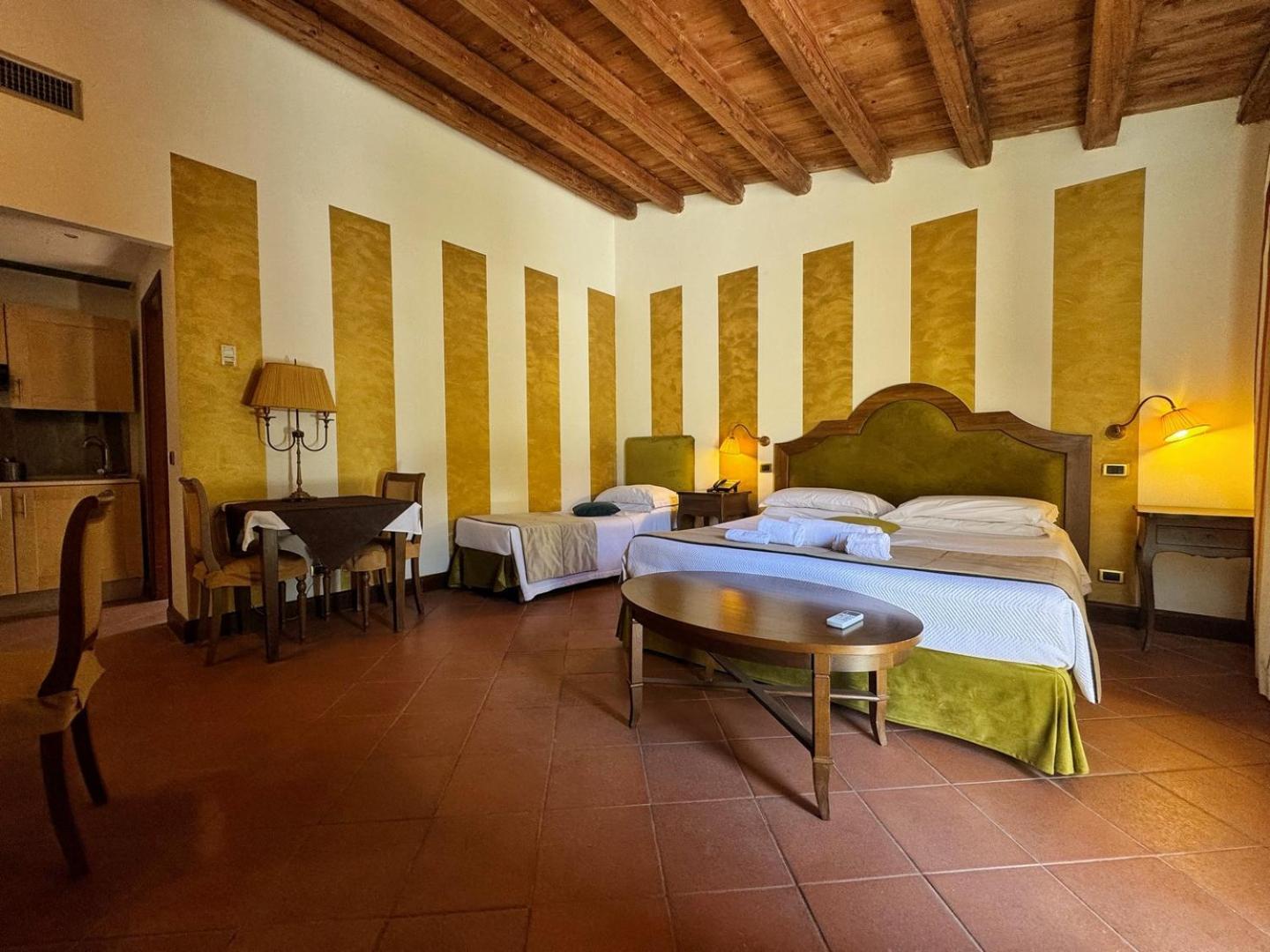 Comfort Triple Room