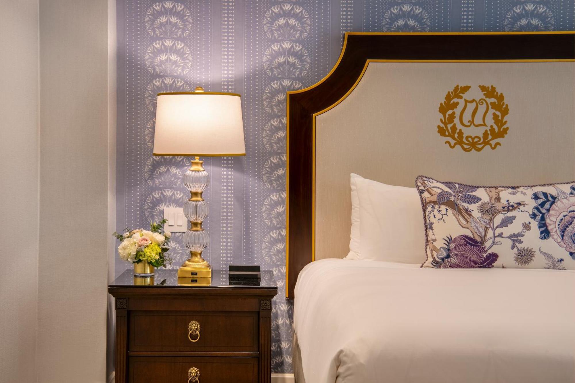 Classic Queen Room