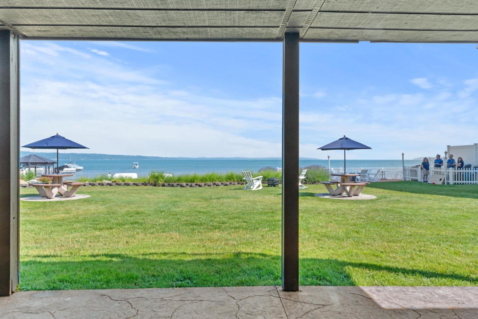 Beach View Veranda Double Queen
