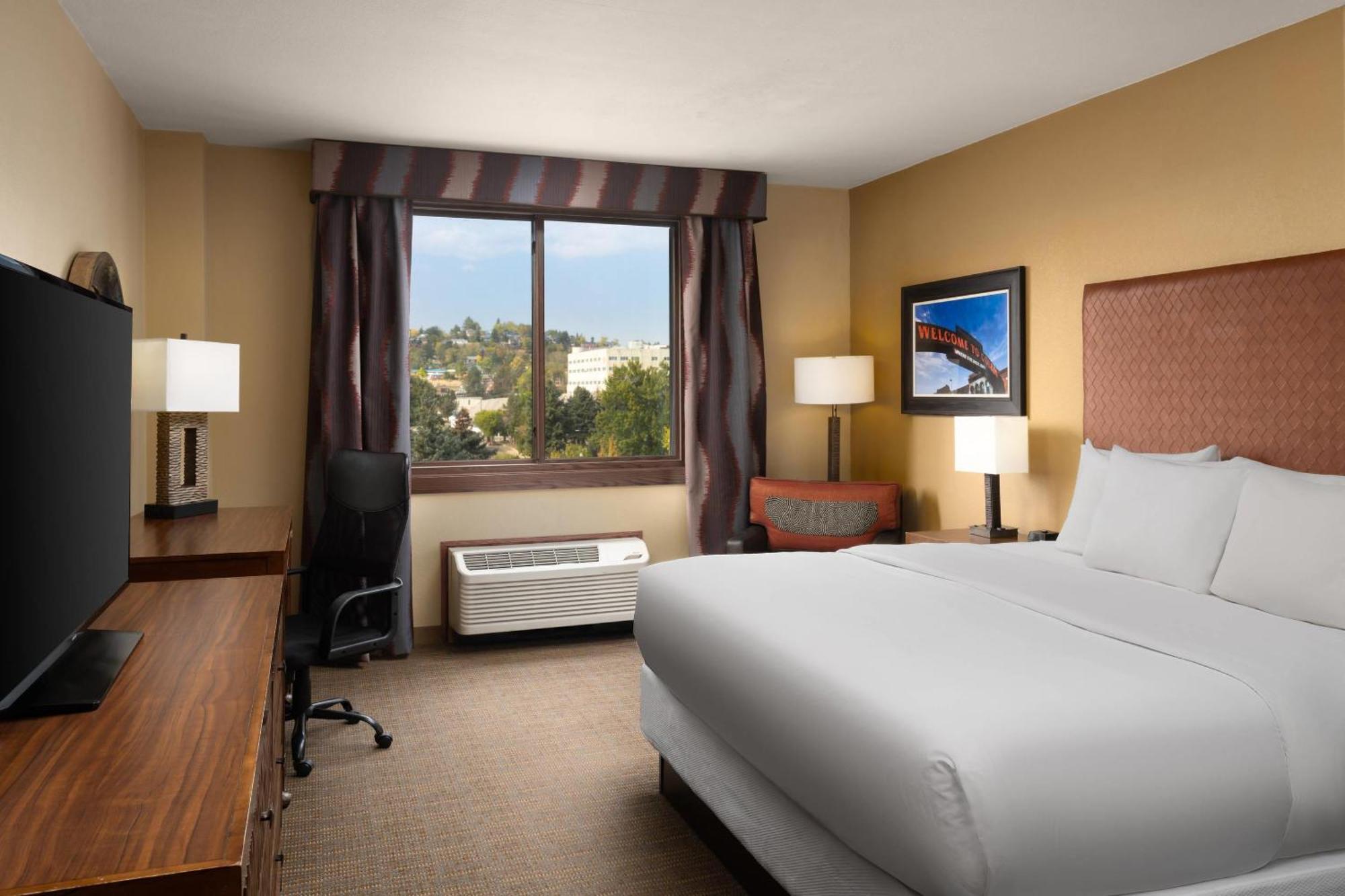 Standard King Room