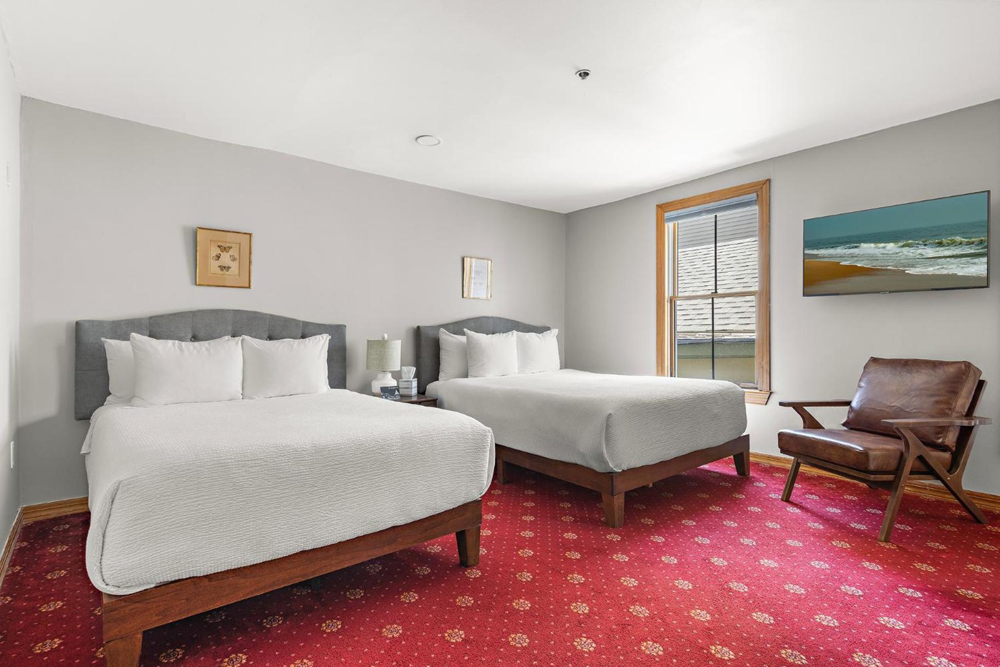 Deluxe Quadruple Room