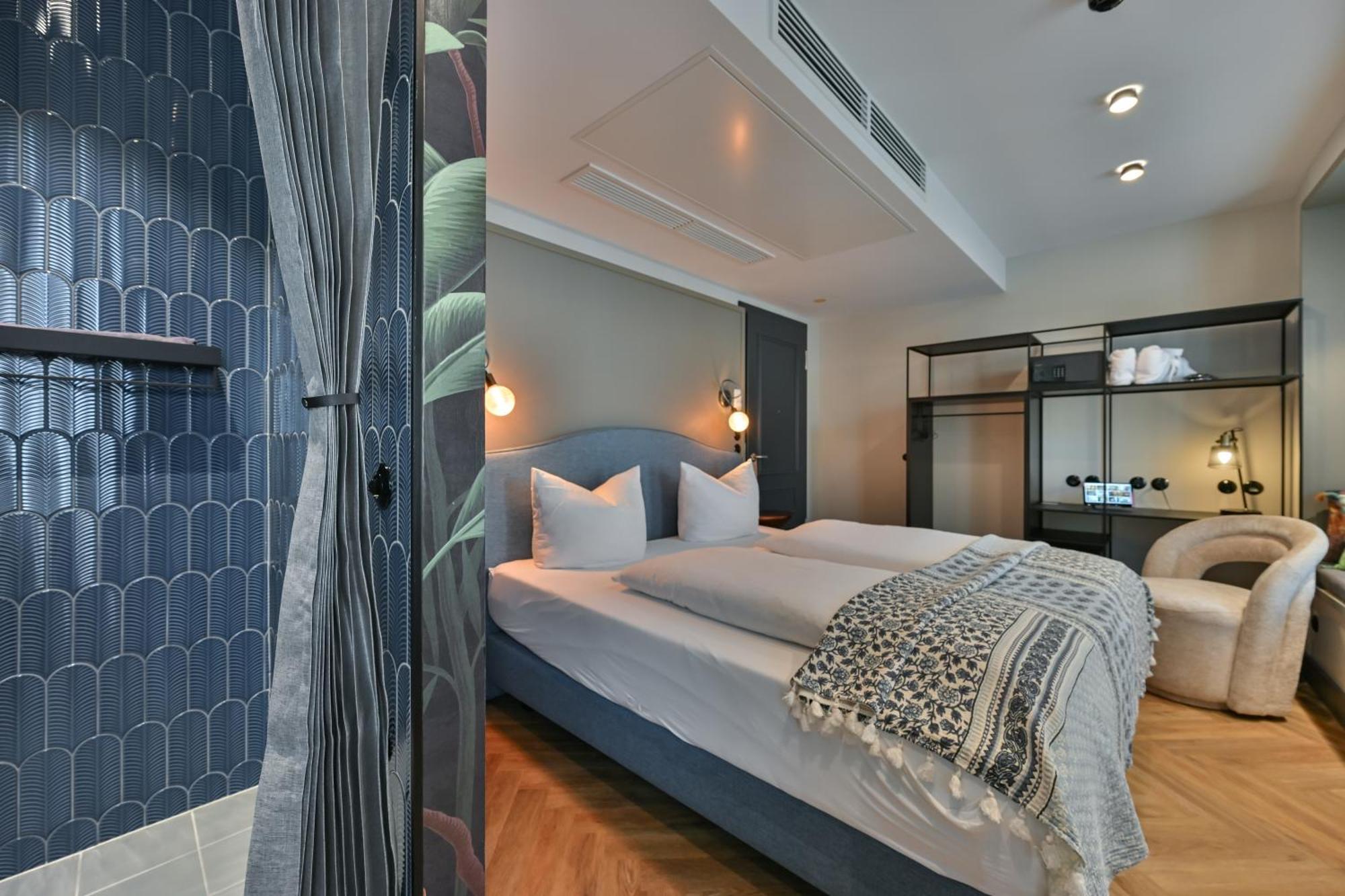 Double Room Small Plus