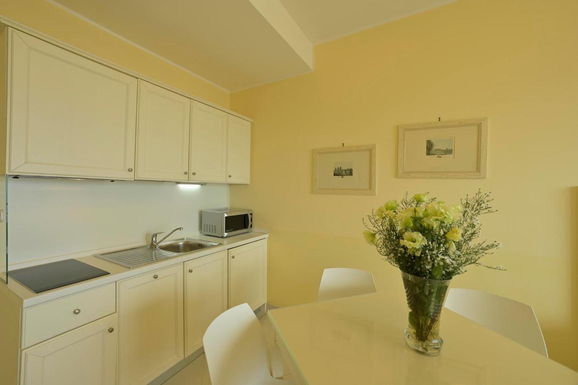 Studio Apartment Sea View