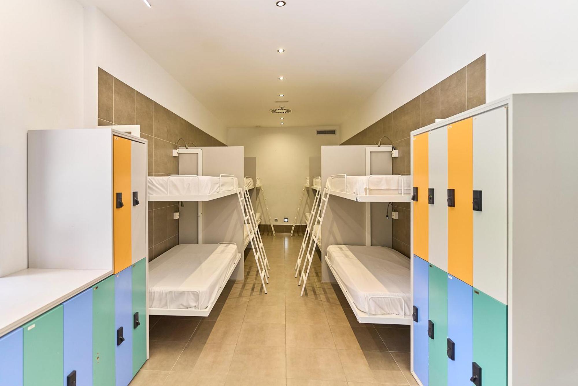 Single Bed Dormitory Room