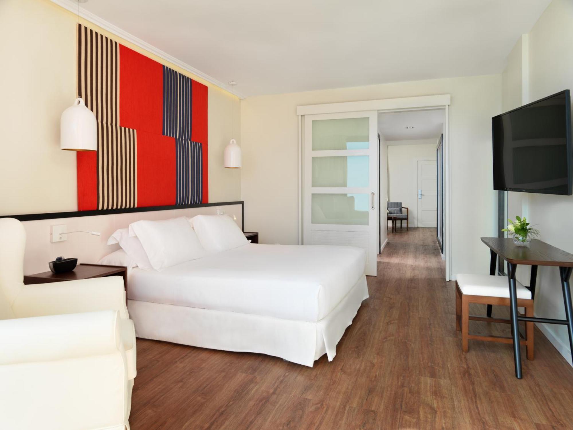 Junior Suite met Uitzicht op Zee (2 Volwassenen + 1 Kind)