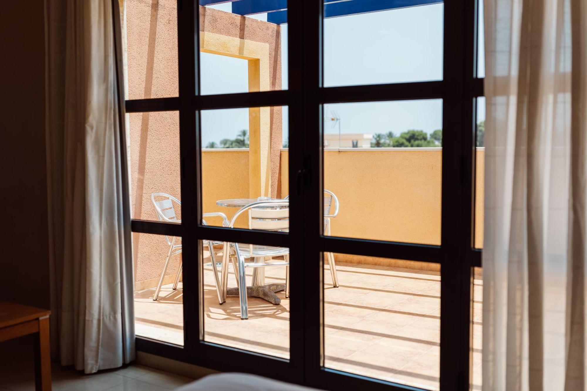 Studio Terrace