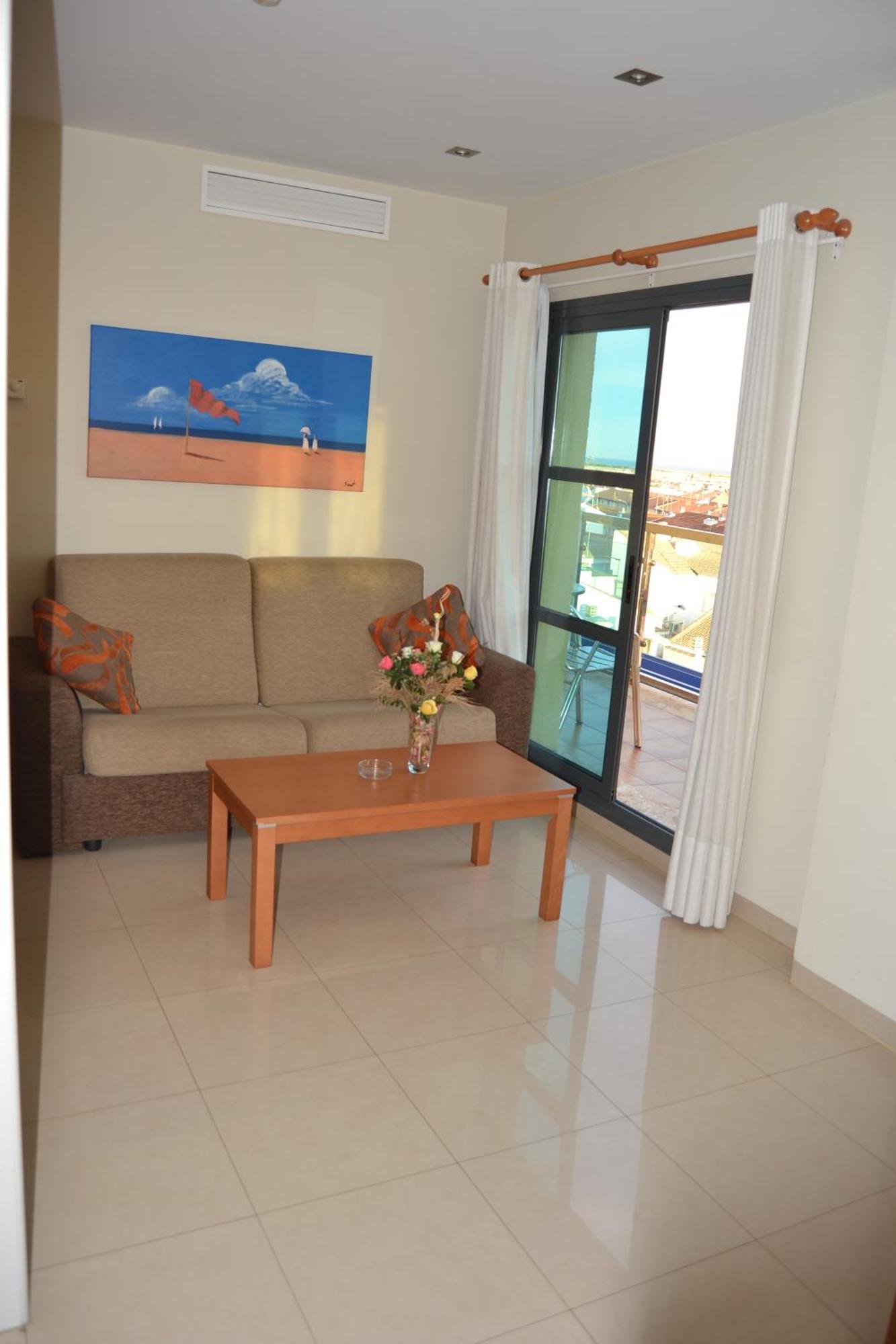 One-Bedroom Apartment Terrace