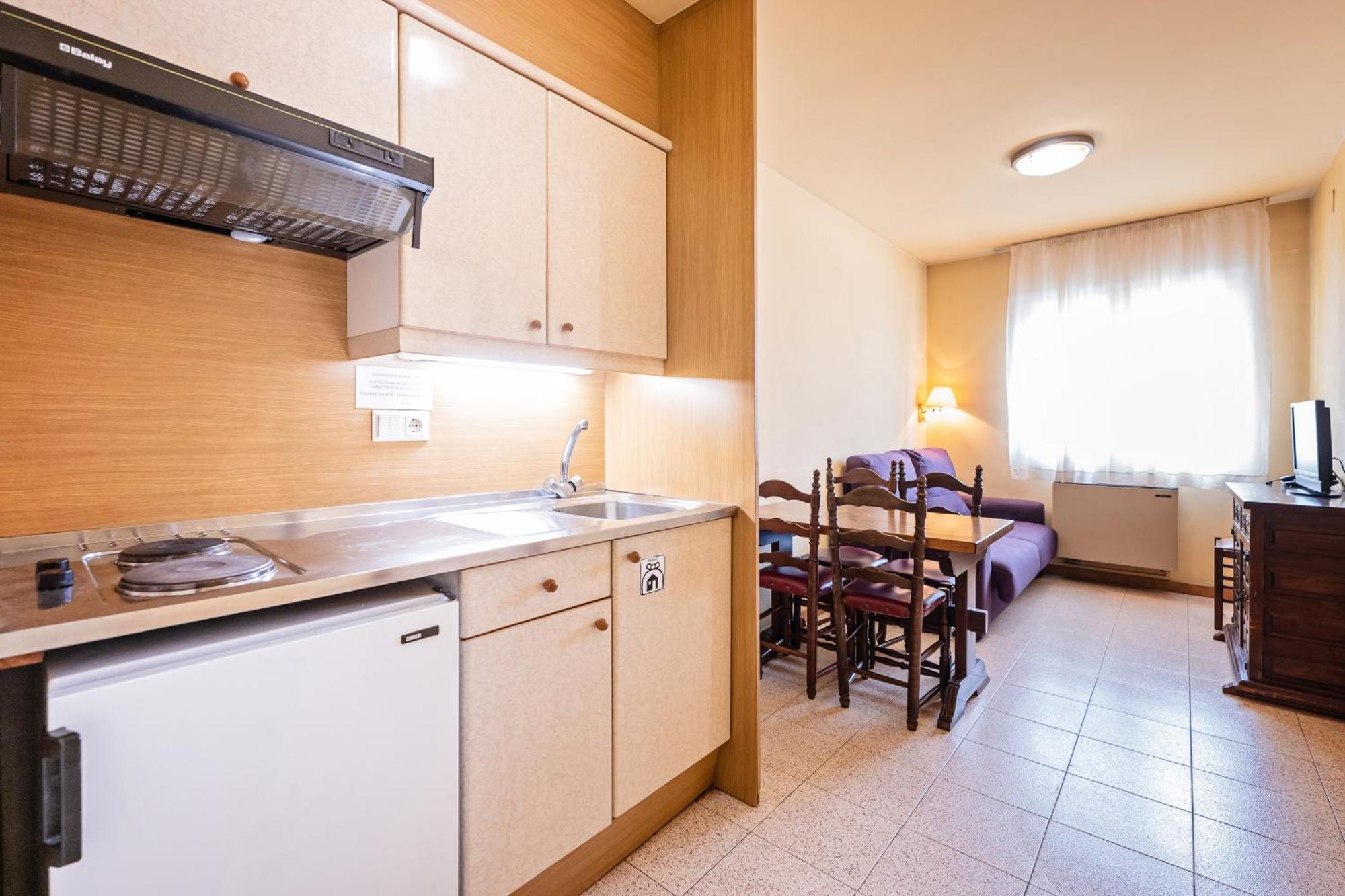 Apartment (2 Adults + 1 Child),1695740459:JPEG
