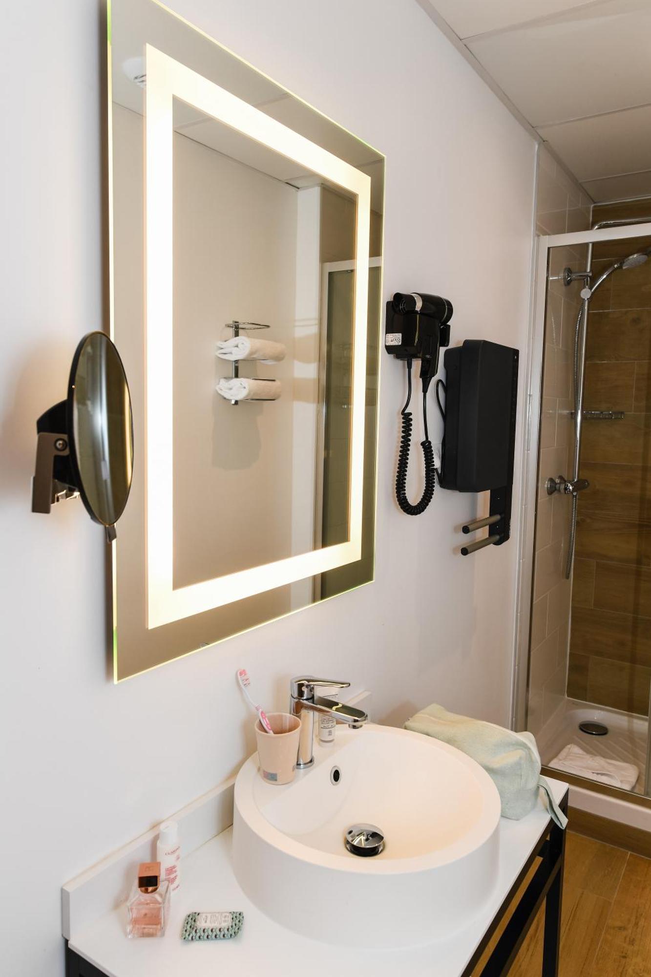 2 Chambres Doubles Adjacentes