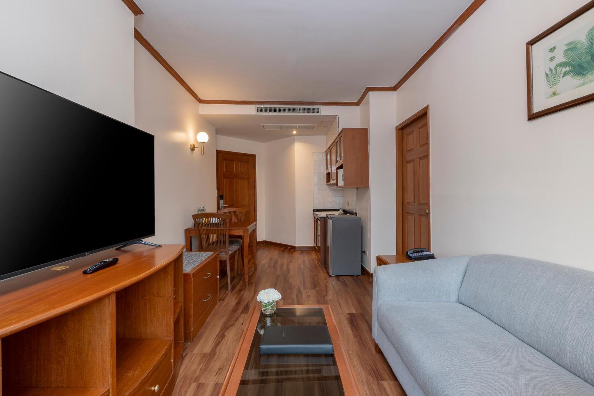 One-Bedroom Junior Suite-Non Smoking
