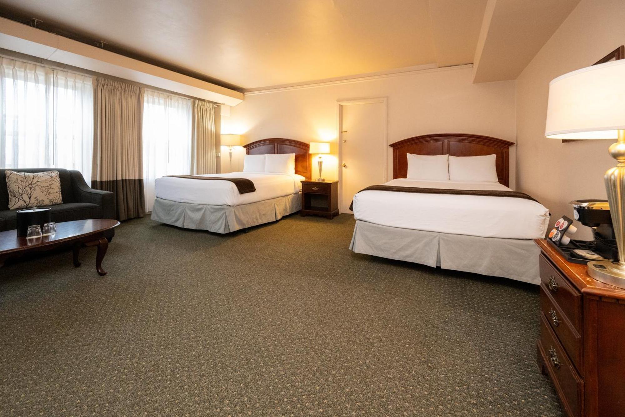 Junior Suite Two Queen Beds
