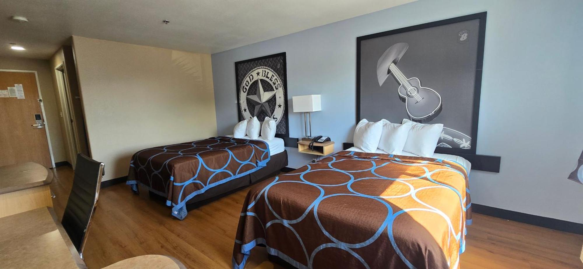 Double Room Two Double Beds Bath Tub Mobility Accessible or Non-Smoking