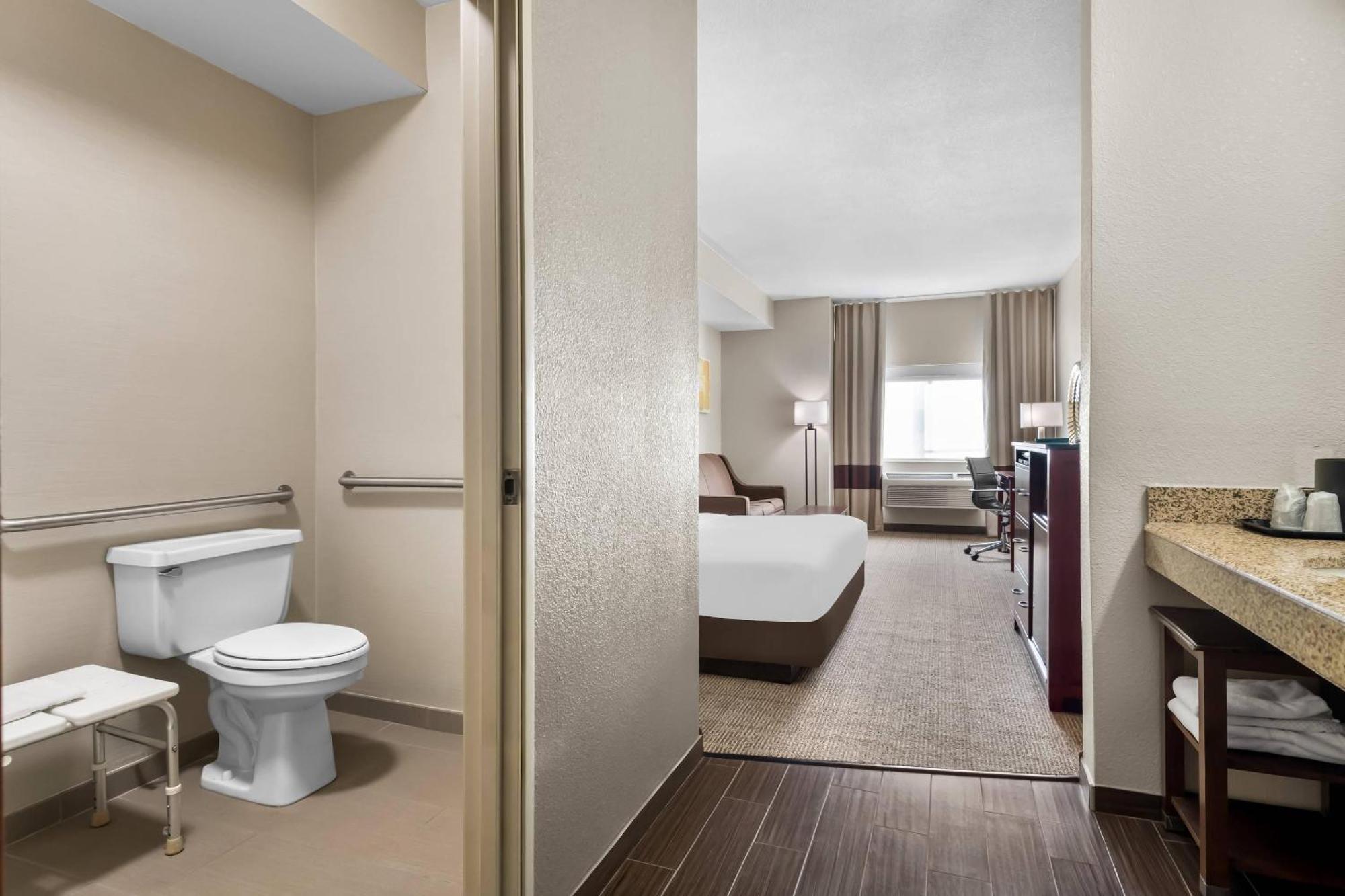 King Room Disability Access or Non-Smoking