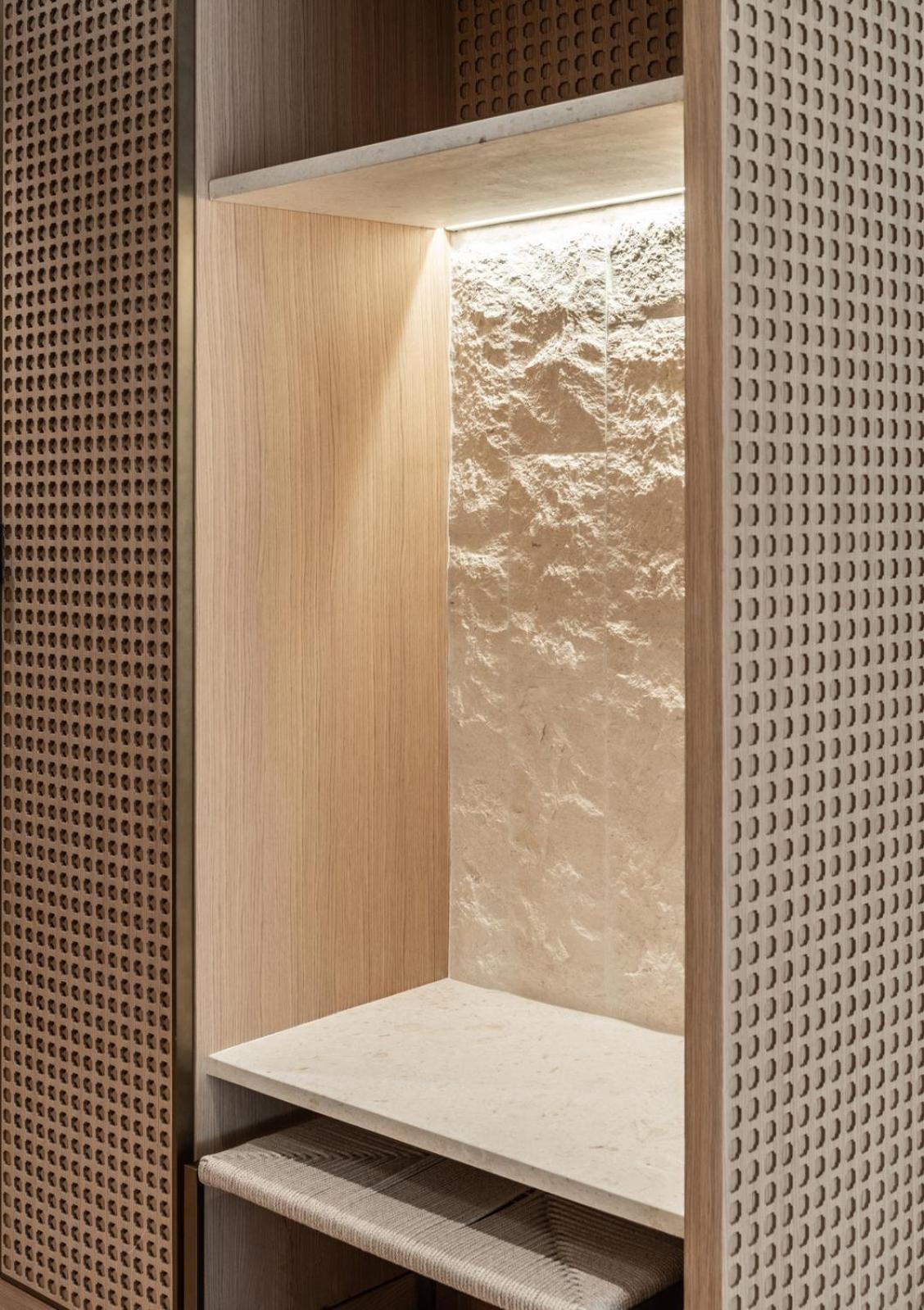 Romantiko Suite