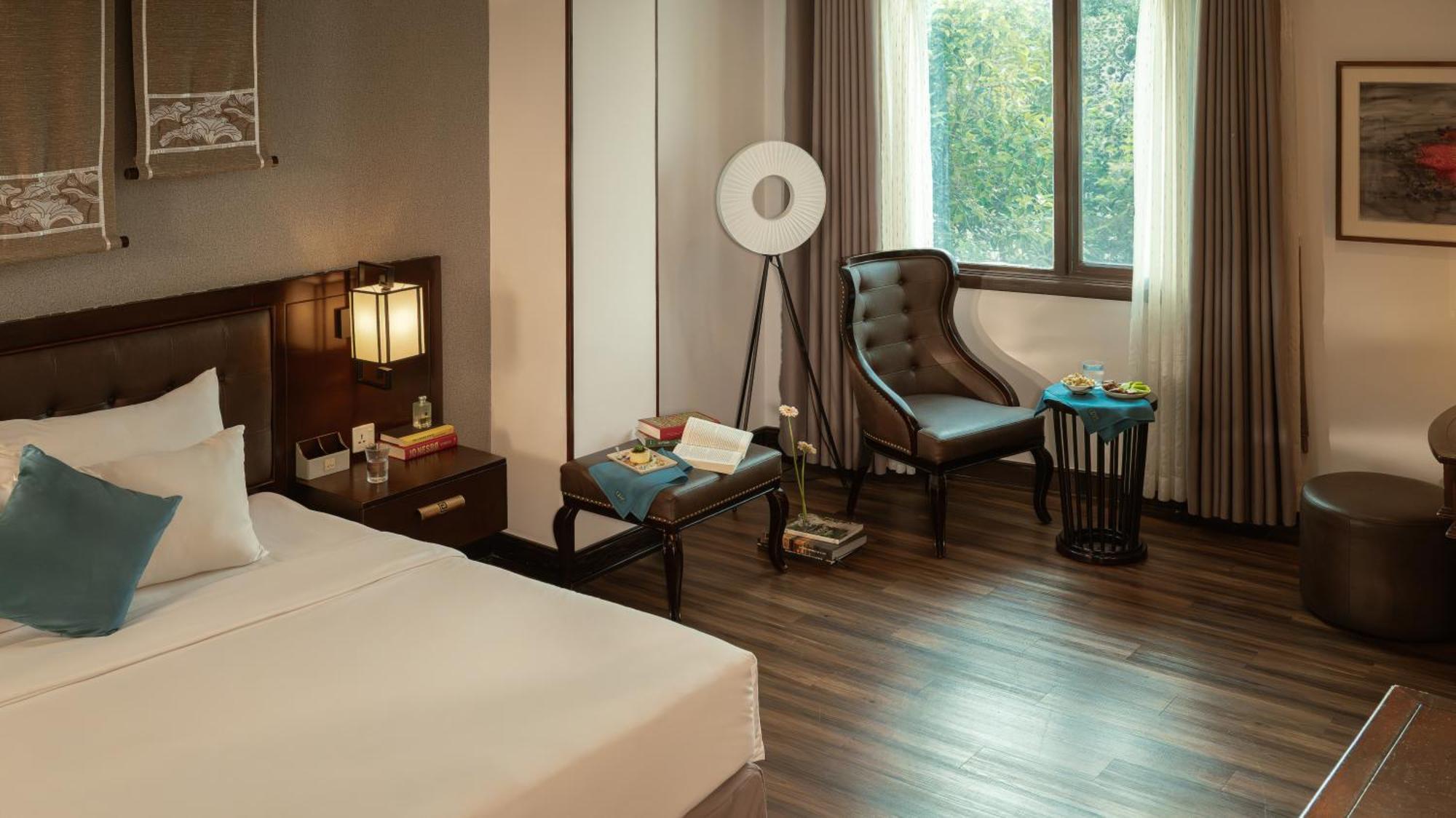 Odys Premium Double Daily Minibar & 1 time Afternoon Tea