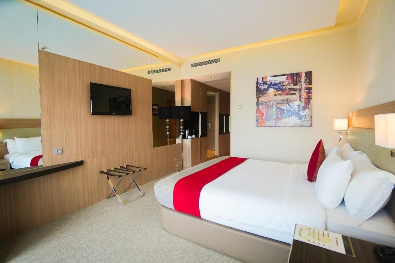King Room