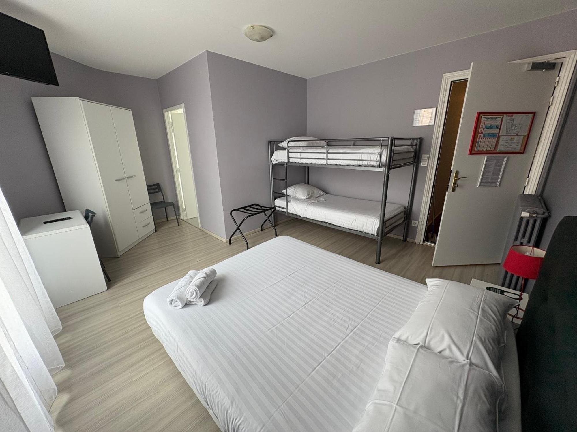 Standard Quadruple Room