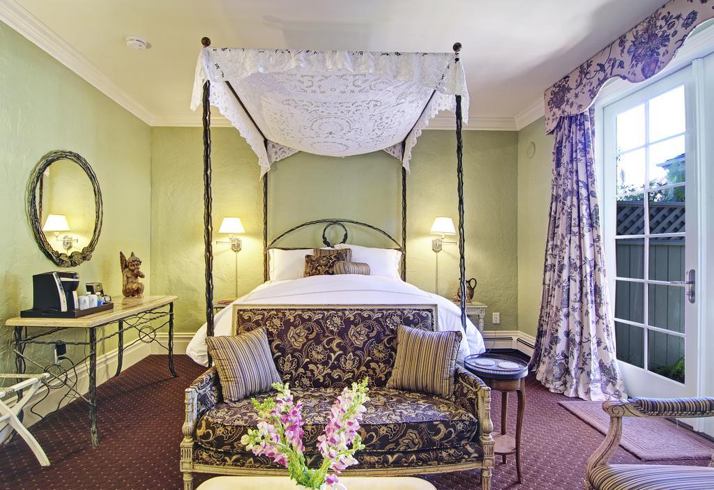 Superior Queen Room Portofino