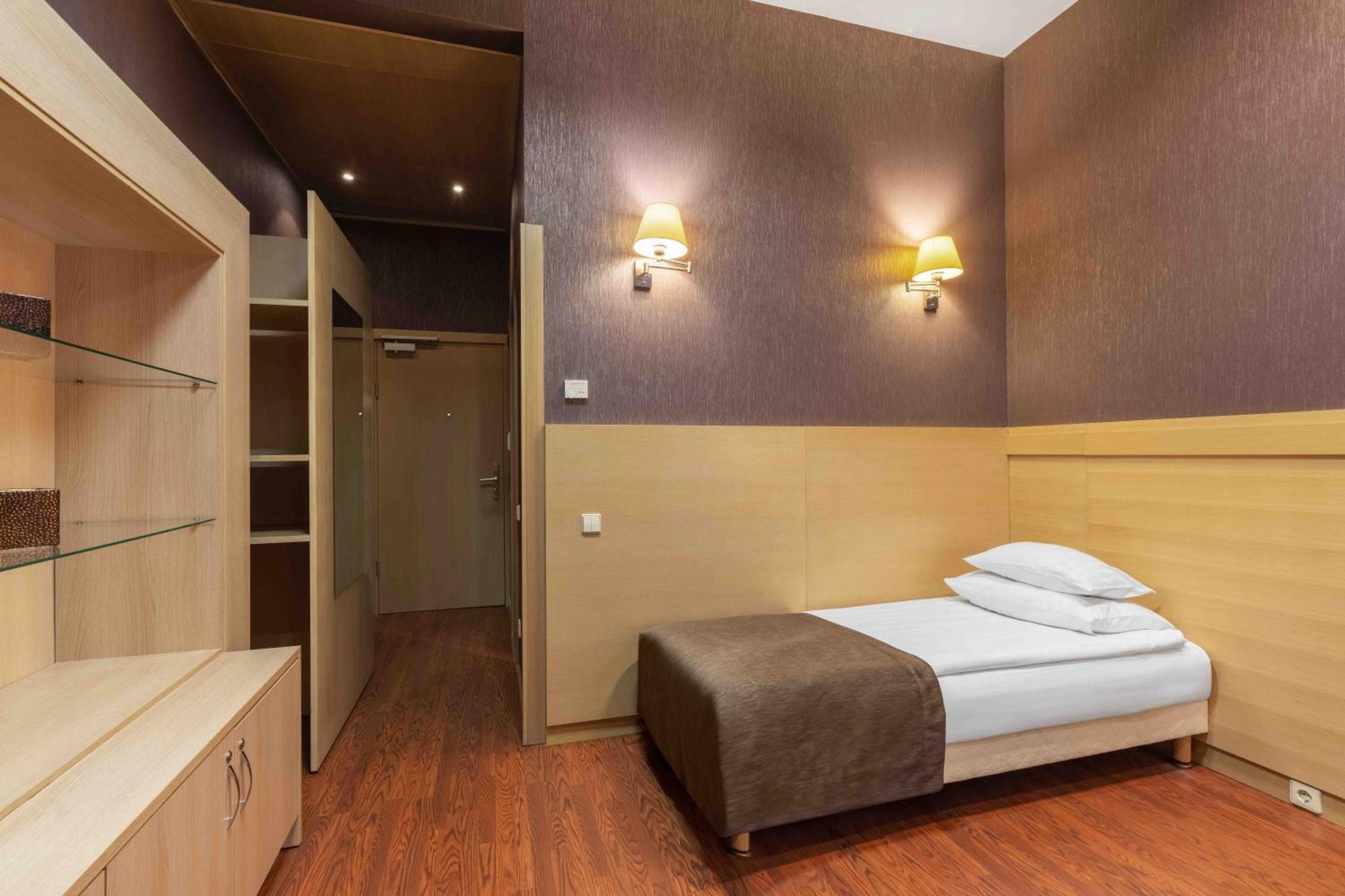 Comfort Single Room