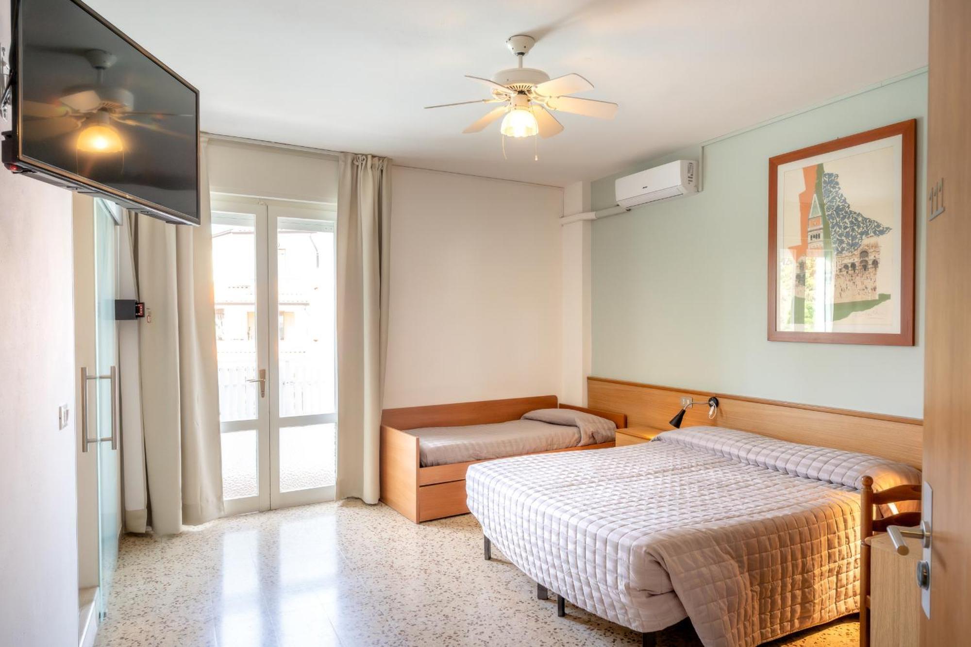 Classic Quadruple Room